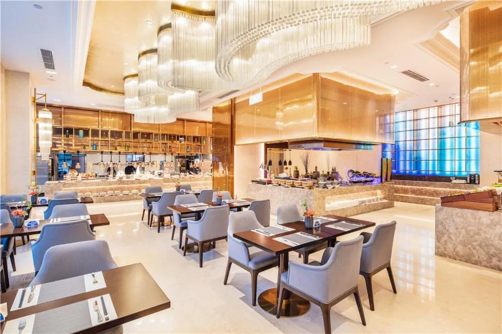 Howard Johnson New District Plaza ZiYang