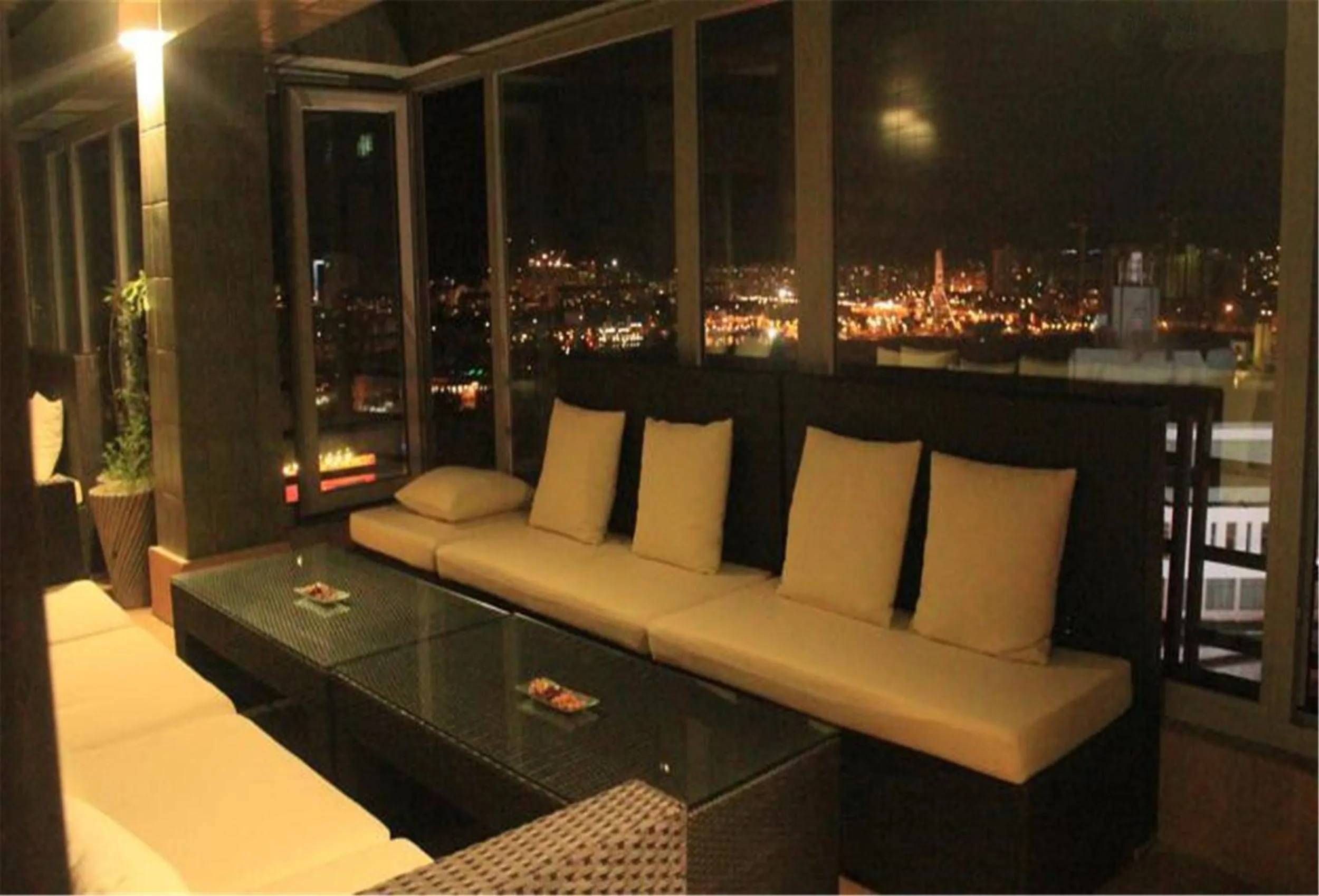 Decorative detail in The Corporate Hotel