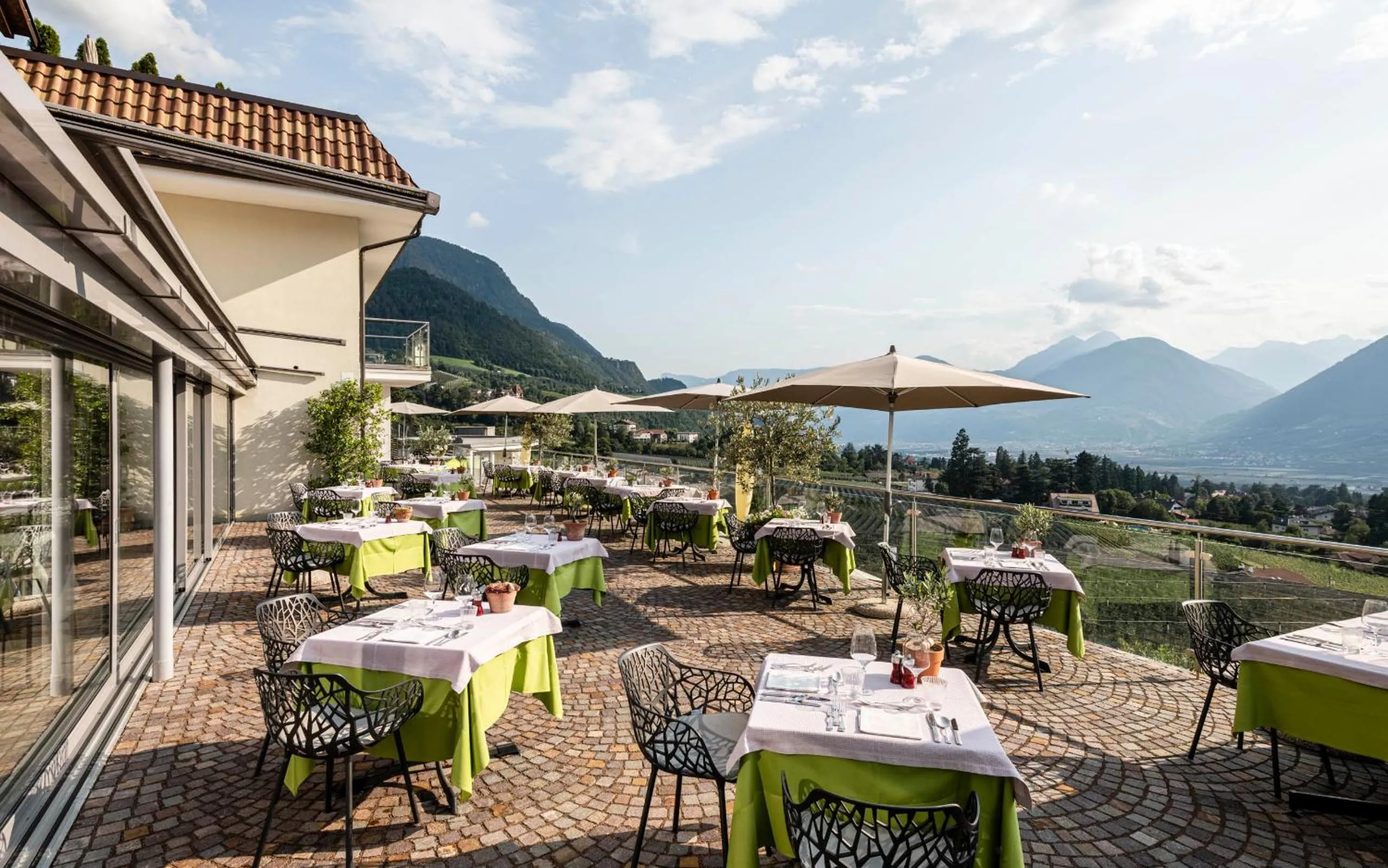 Restaurant/places to eat in Hotel Mitterplatt (Schenna Resort)