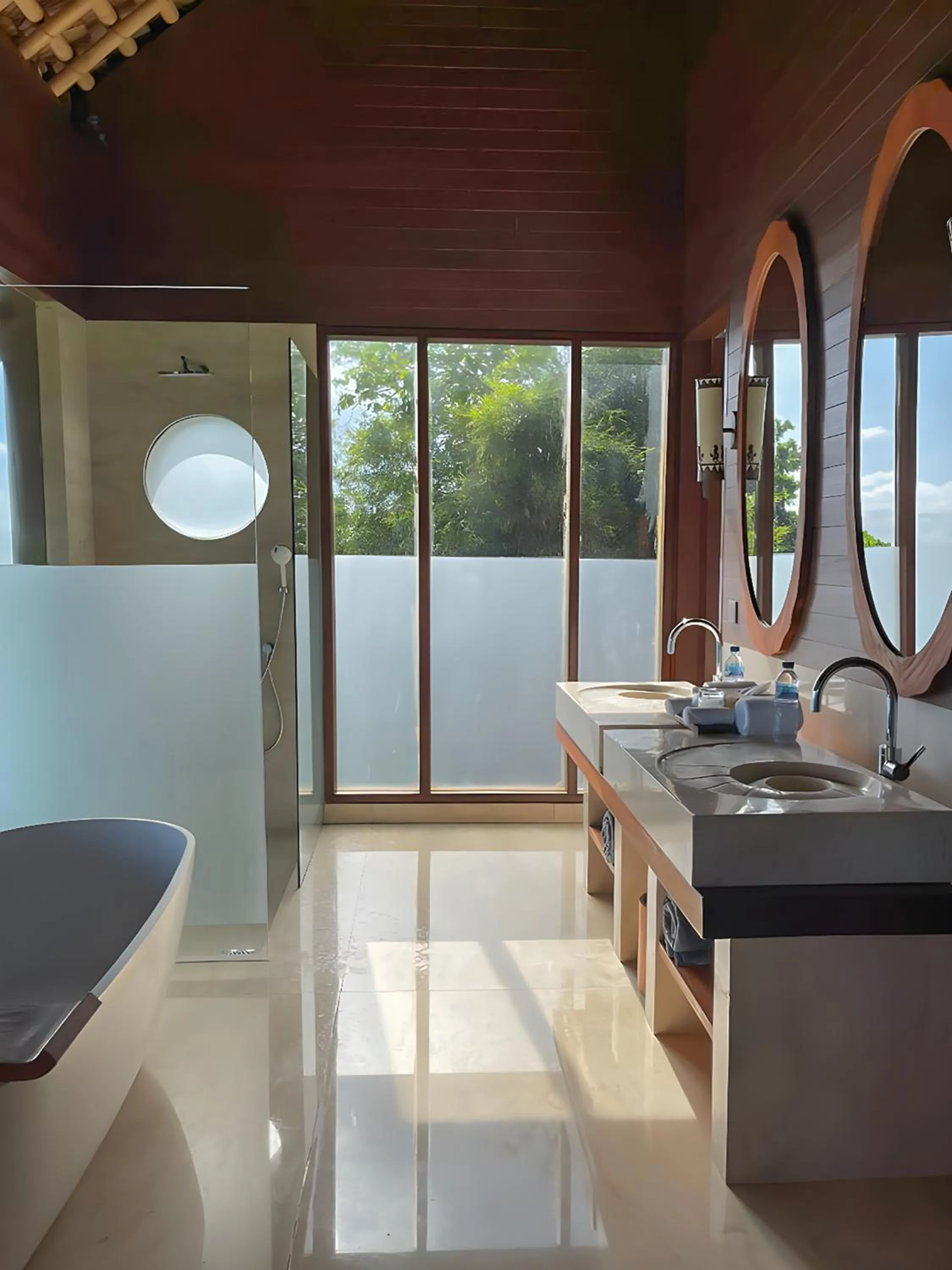 Bathroom in Lelewatu Resort Sumba