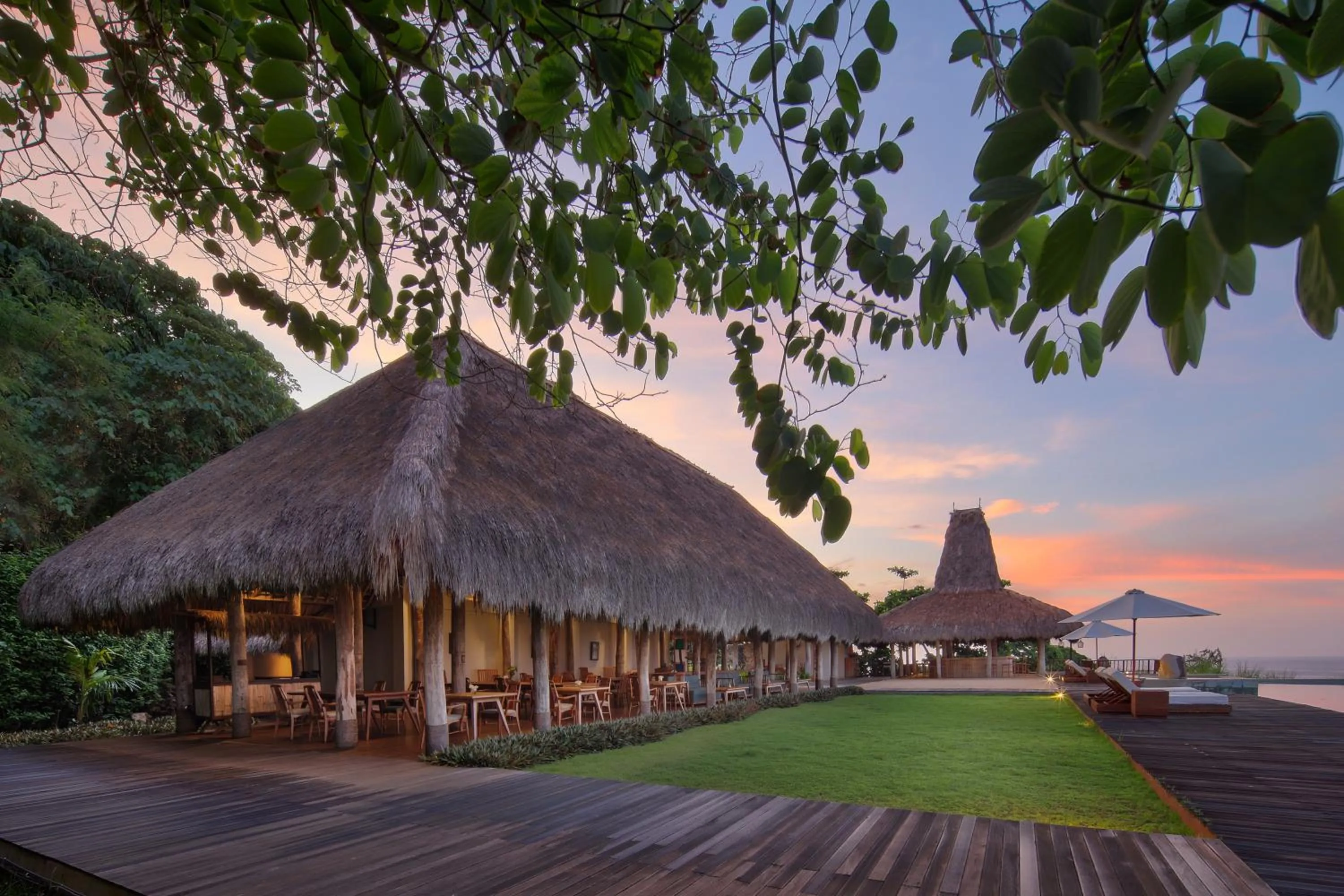 Restaurant/places to eat in Lelewatu Resort Sumba