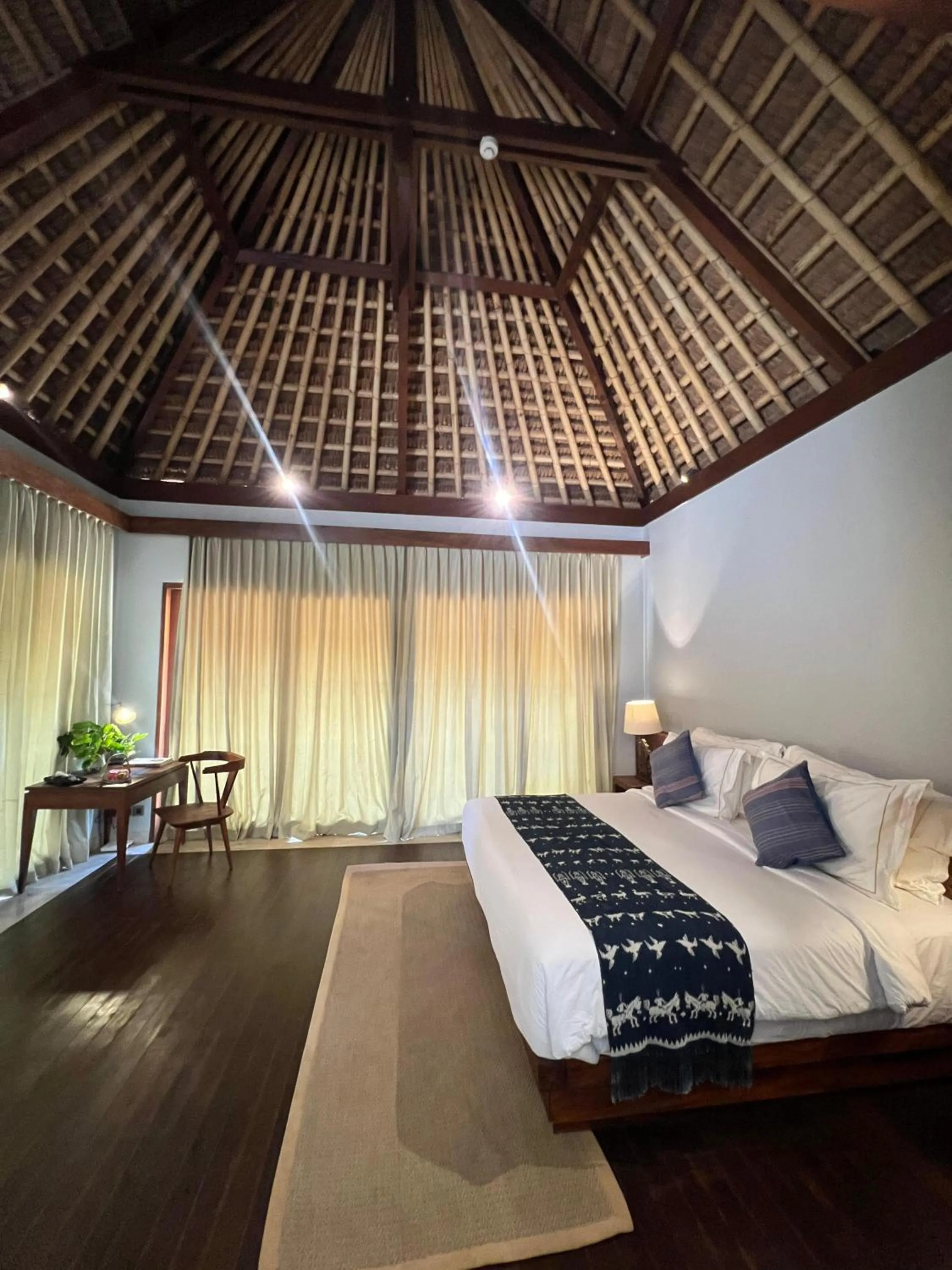 Bed in Lelewatu Resort Sumba