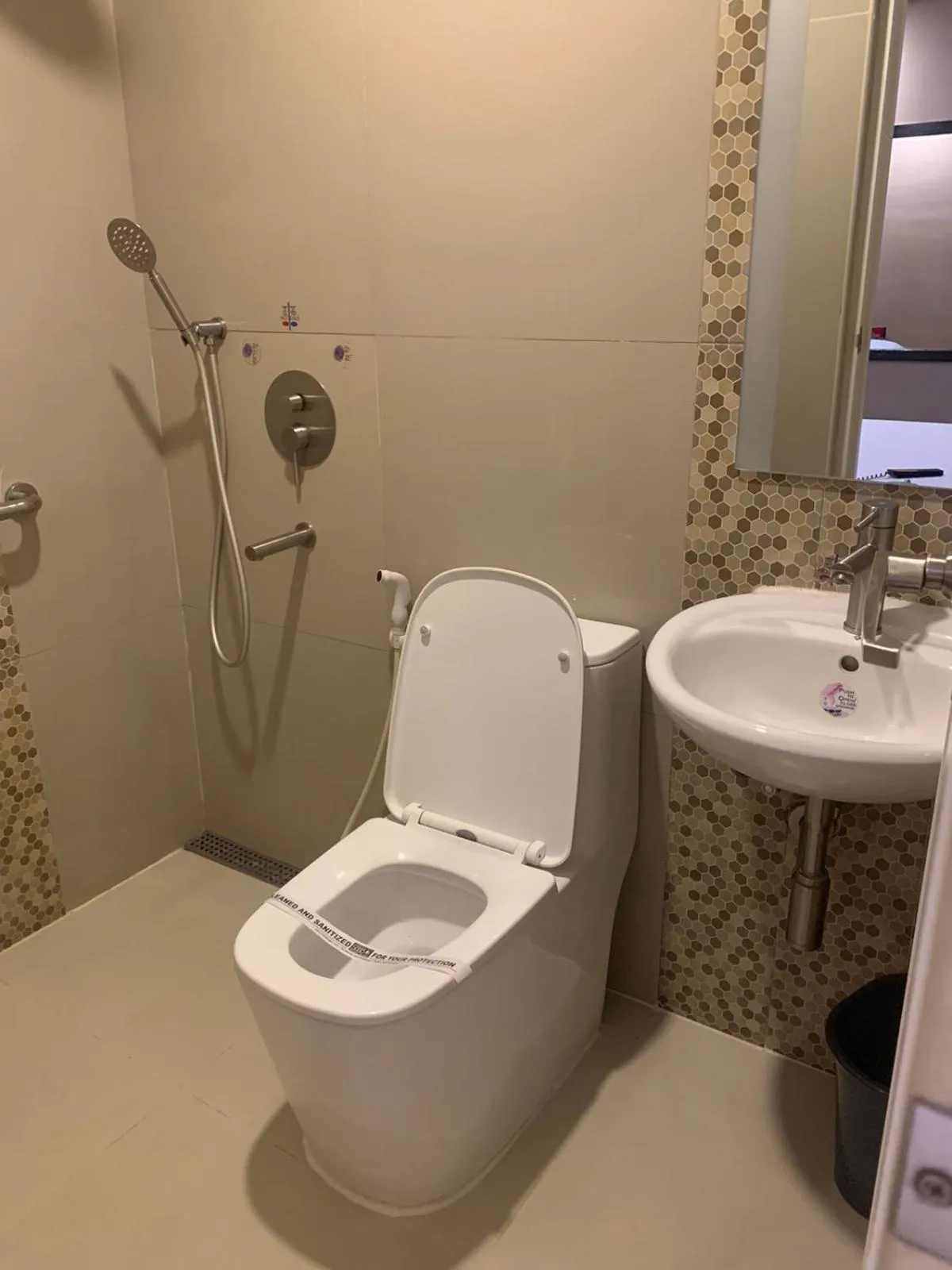Bathroom in Hotel Sogo Malate