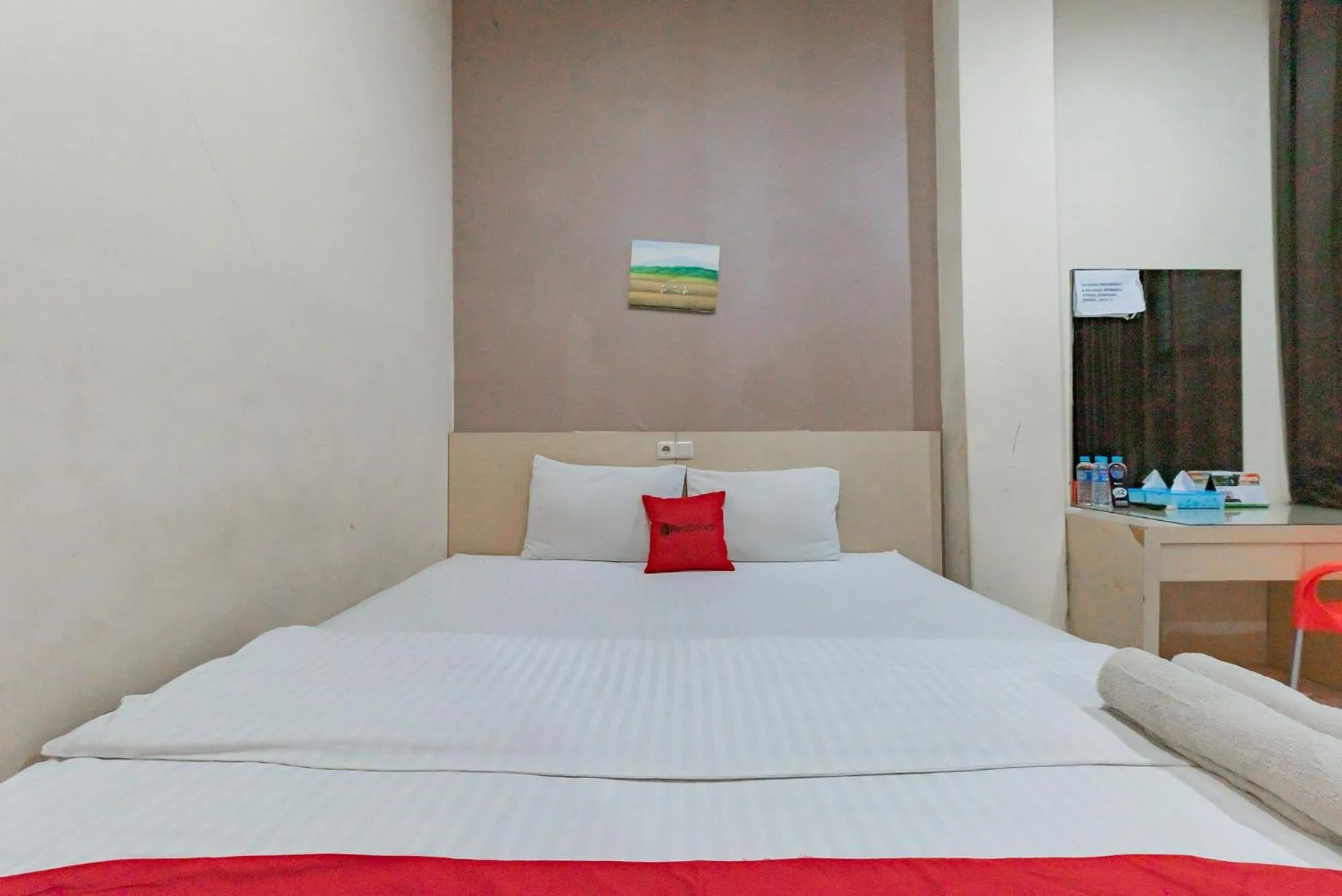 Bed in RedDoorz near Pasar Tarapung Siring Banjarmasin