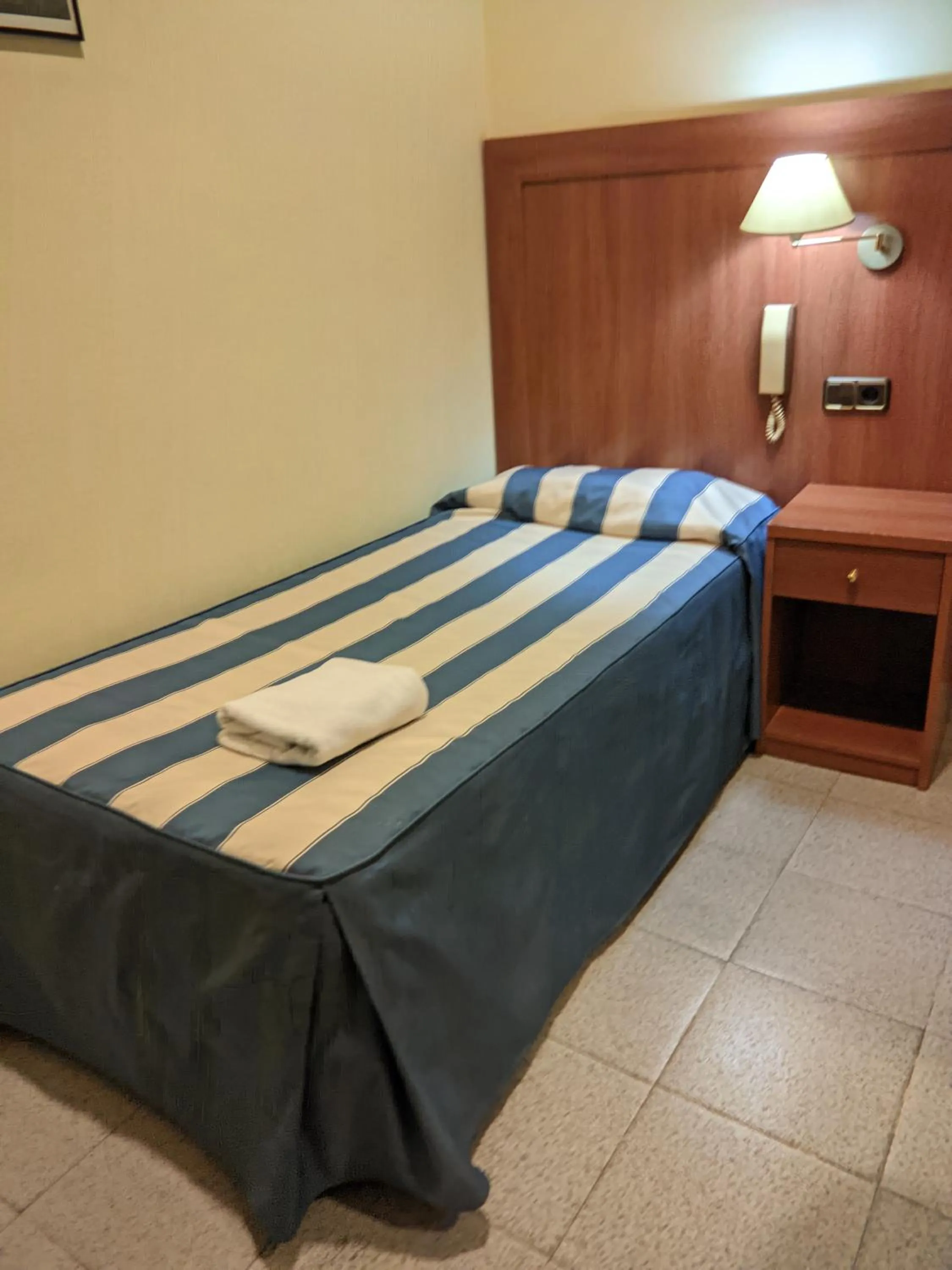 Bed in Pensión Coral