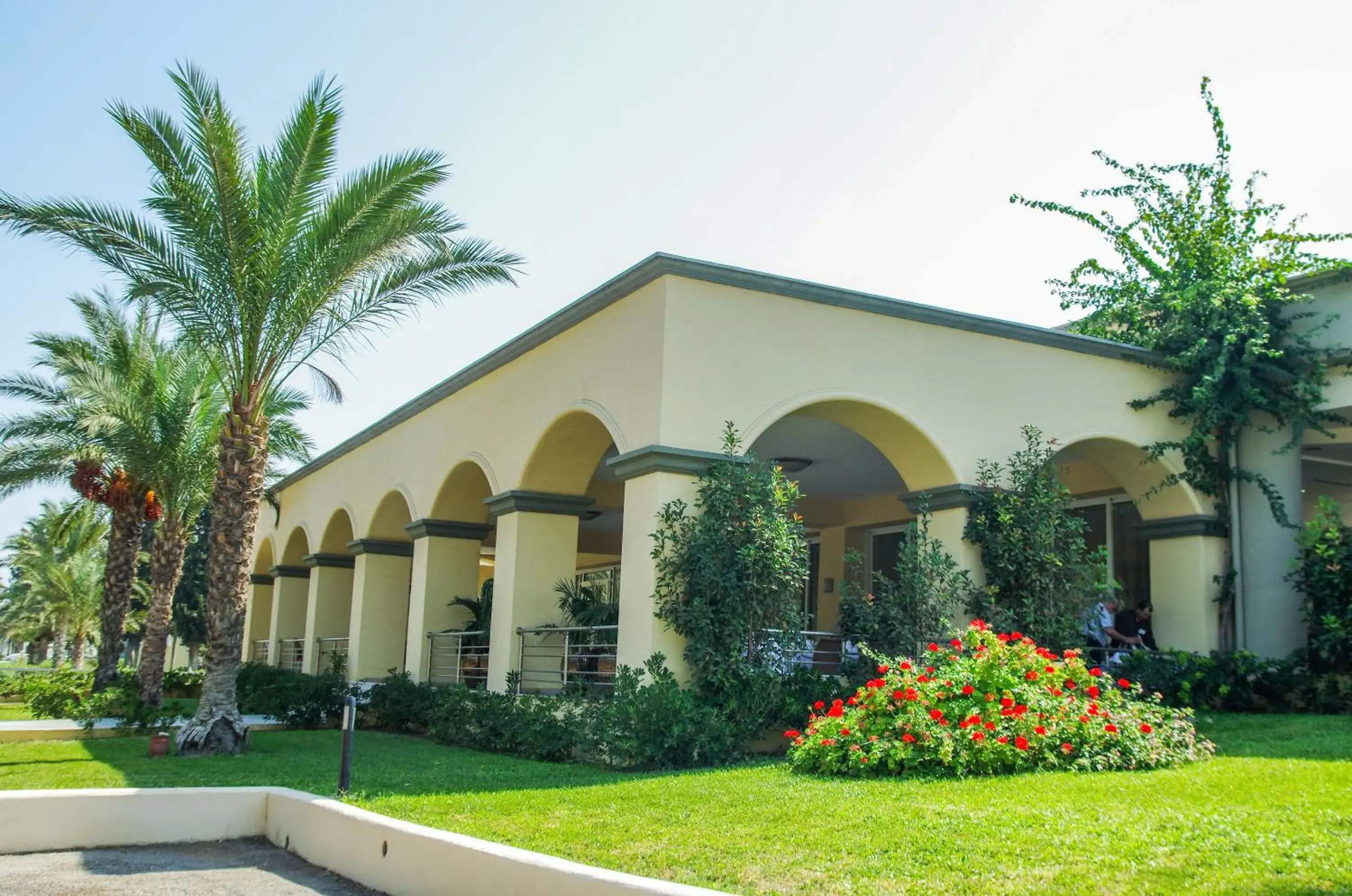 Property building in Kipriotis Maris Suites Property building in Kipriotis Maris Suites