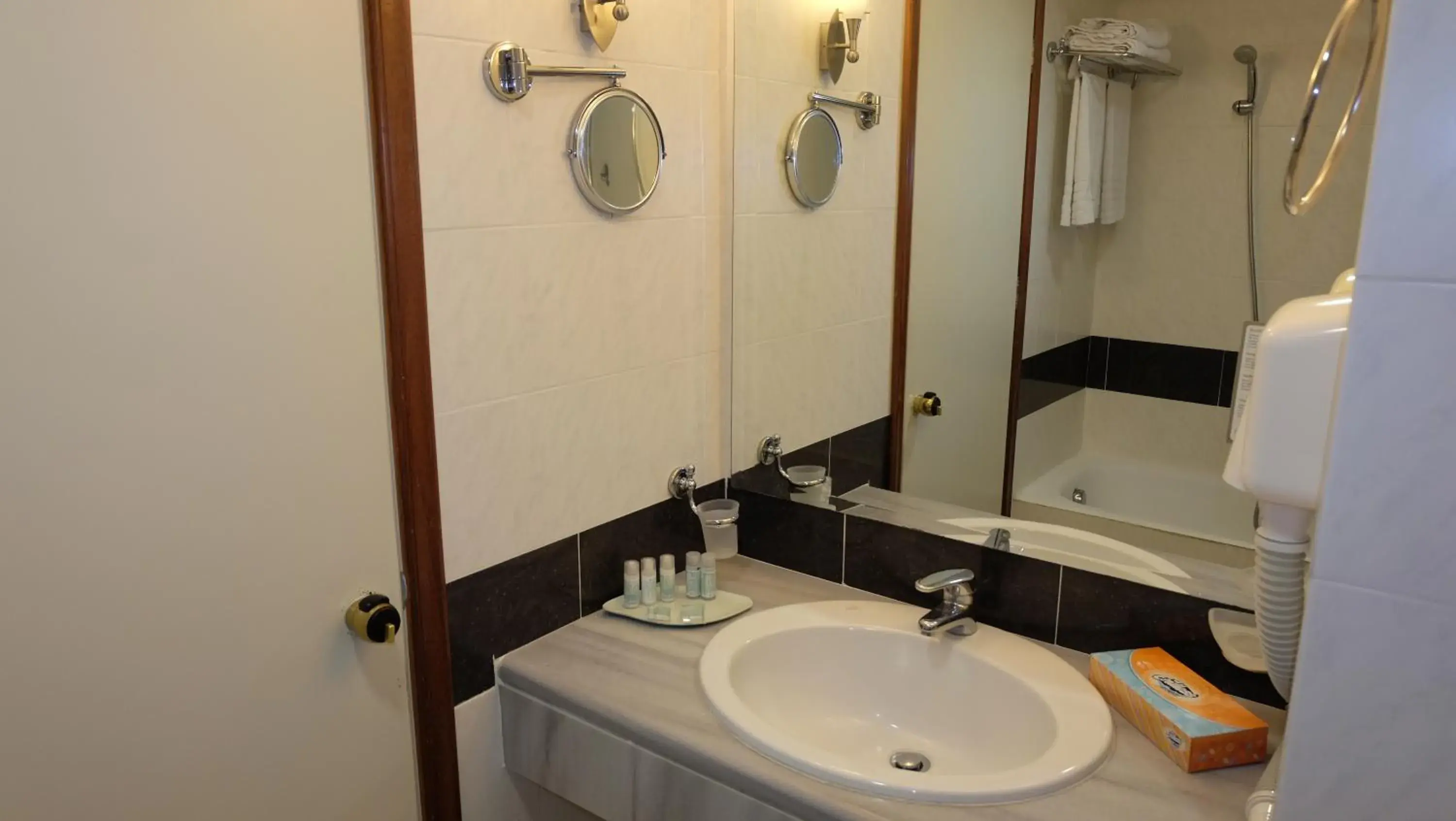 Bathroom in Kipriotis Maris Suites Bathroom in Kipriotis Maris Suites