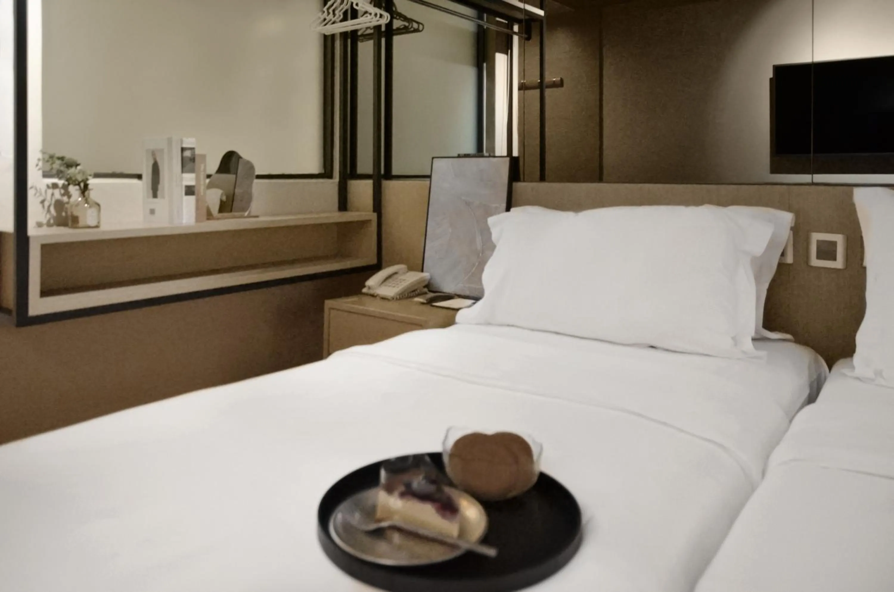 Bed in Eco Tree Hotel Causeway Bay