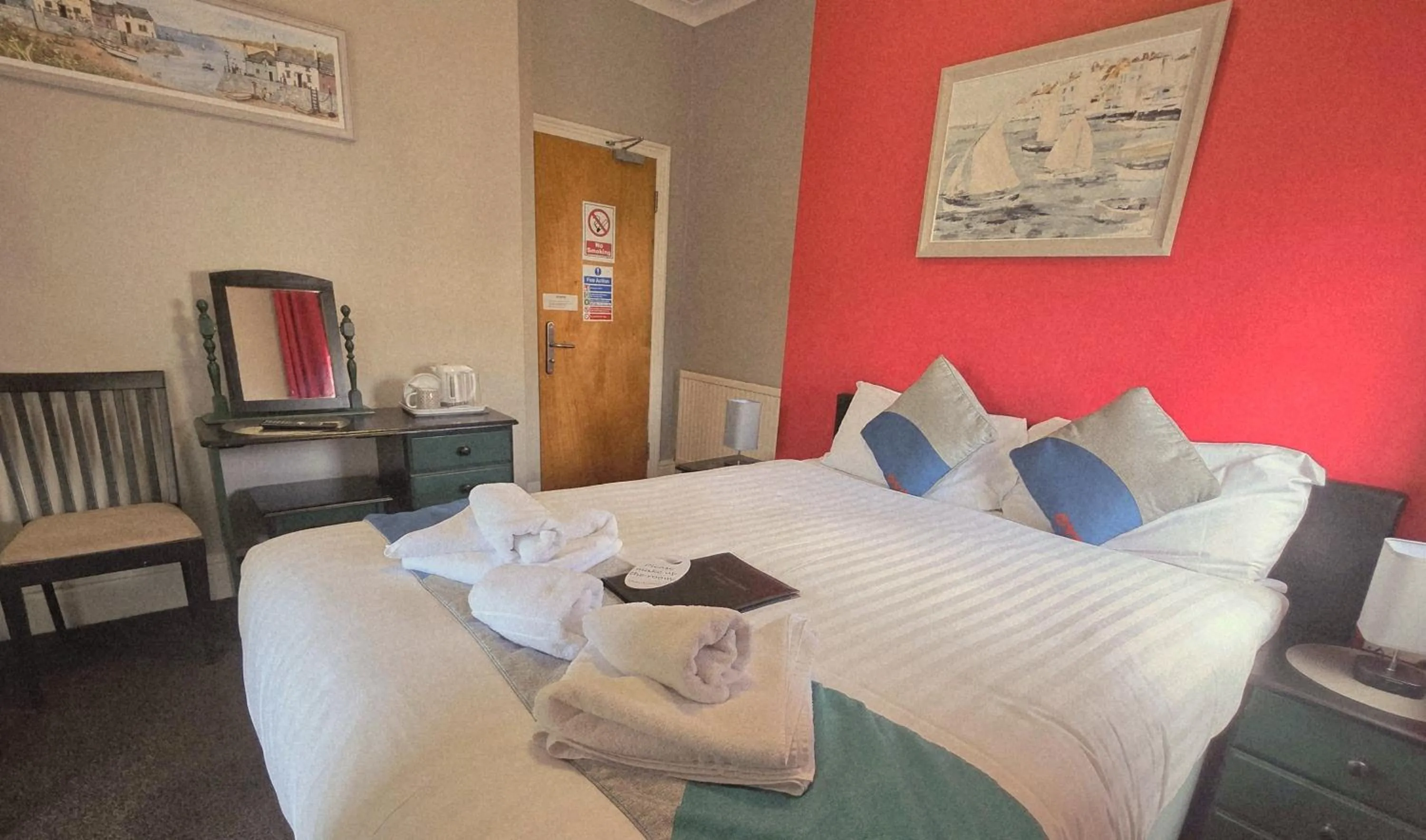 Bed in Yardley Manor Hotel