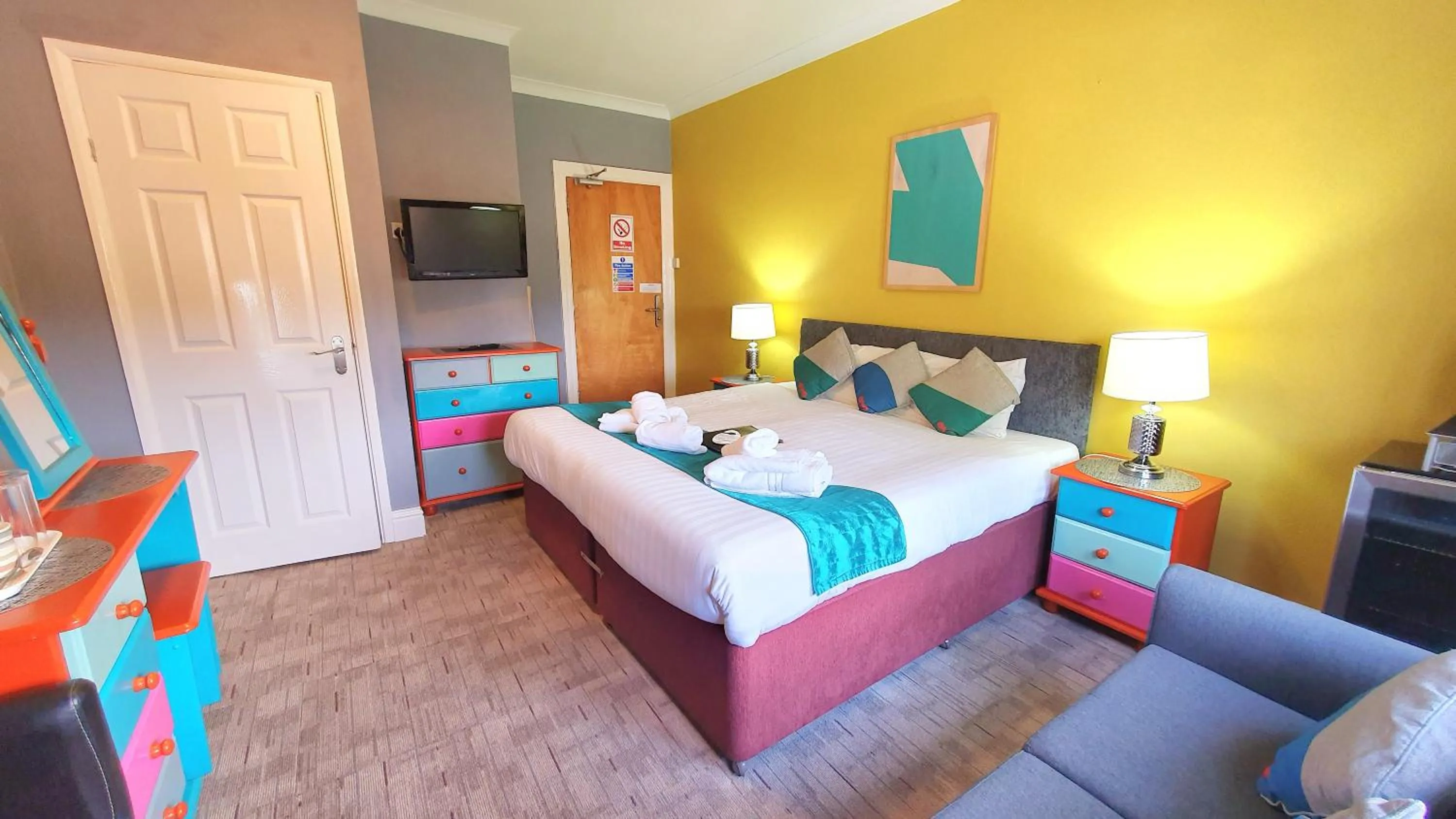 Bed in Yardley Manor Hotel