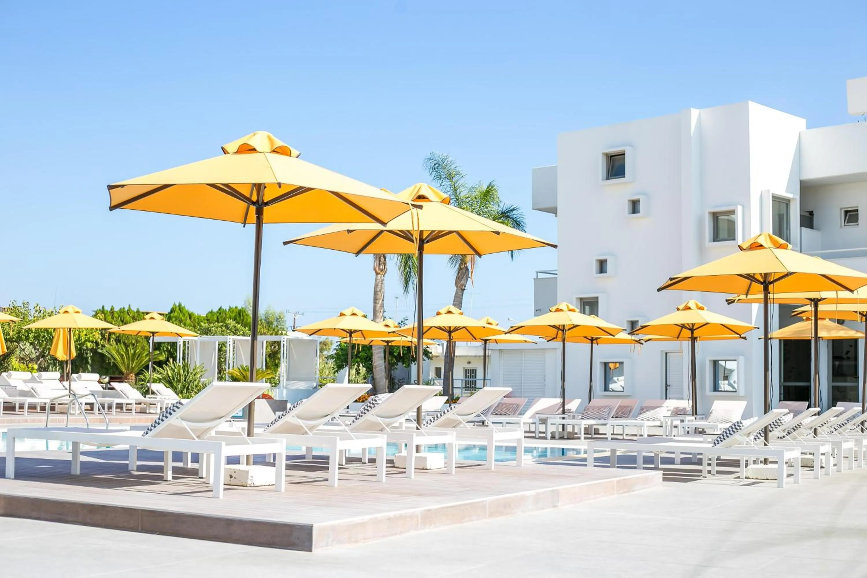 Swimming pool in Orion Hotel