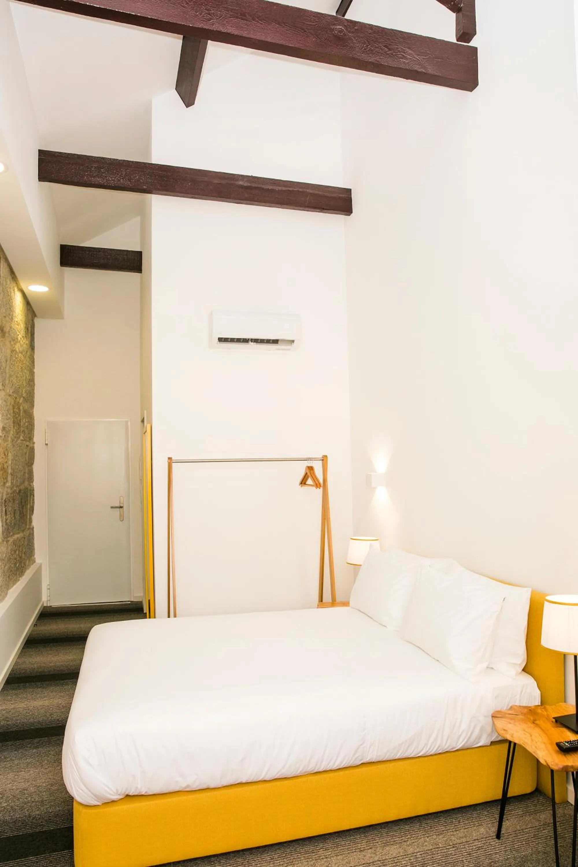 Bed in BO - Álvares Cabral GuestHouse