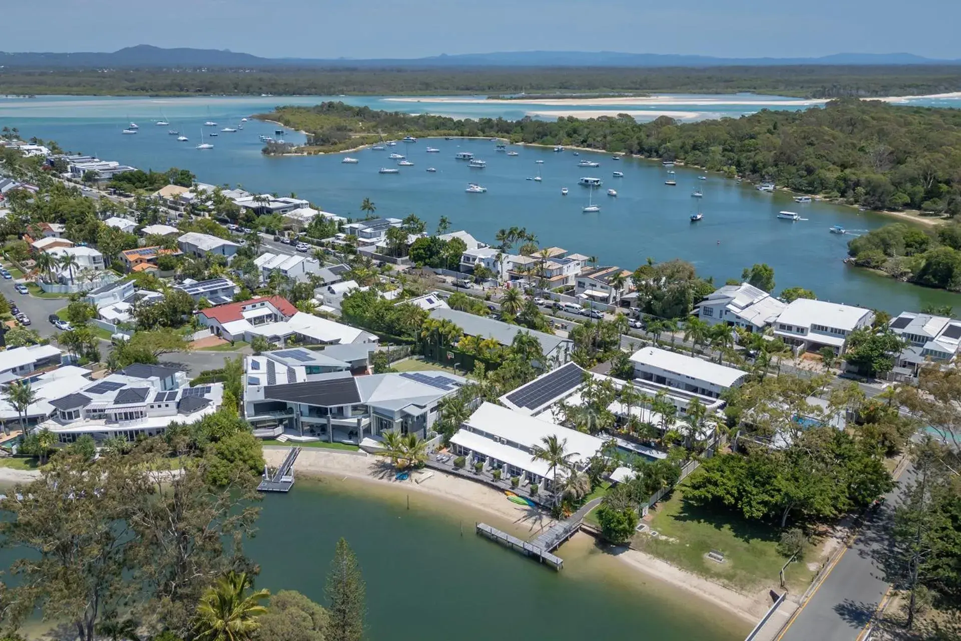 Bird's eye view in Caribbean Noosa Bird's eye view in Caribbean Noosa