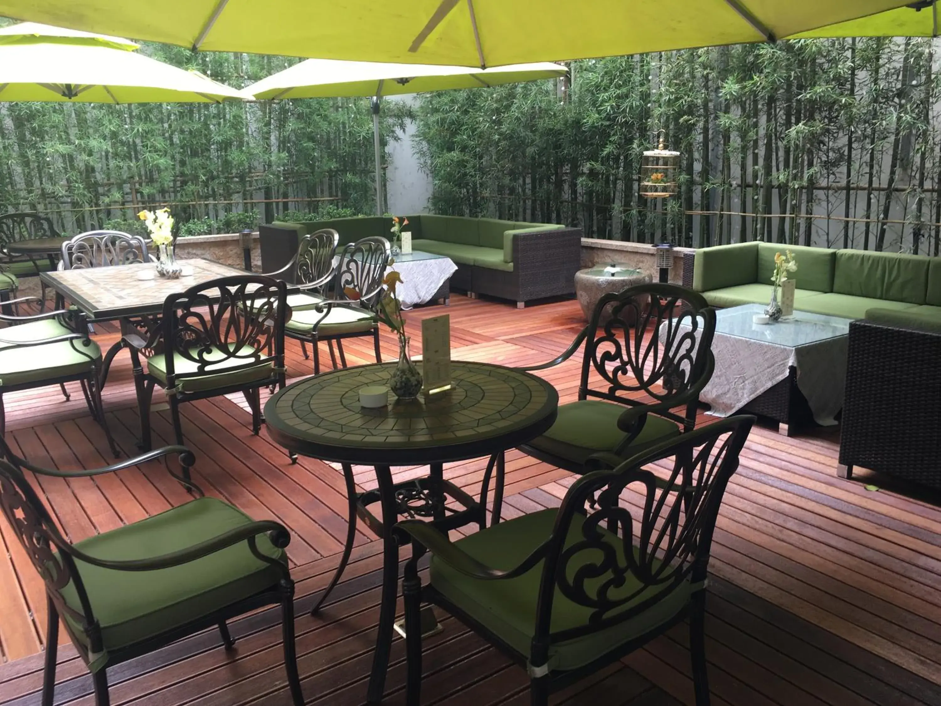 Garden, Restaurant/Places to Eat in H-Hotel Riverside Chengdu