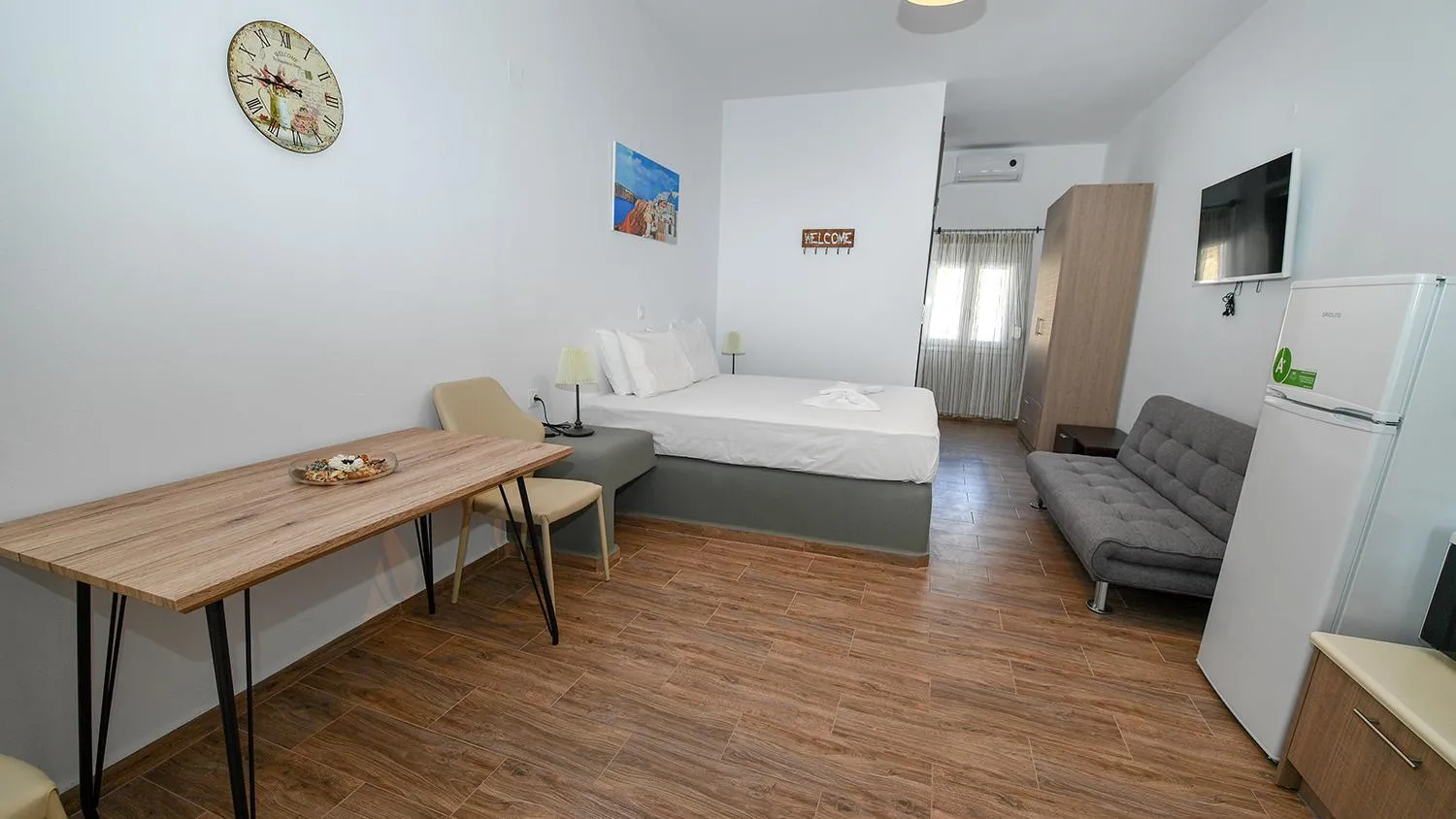 Thirassia Paradise Suites