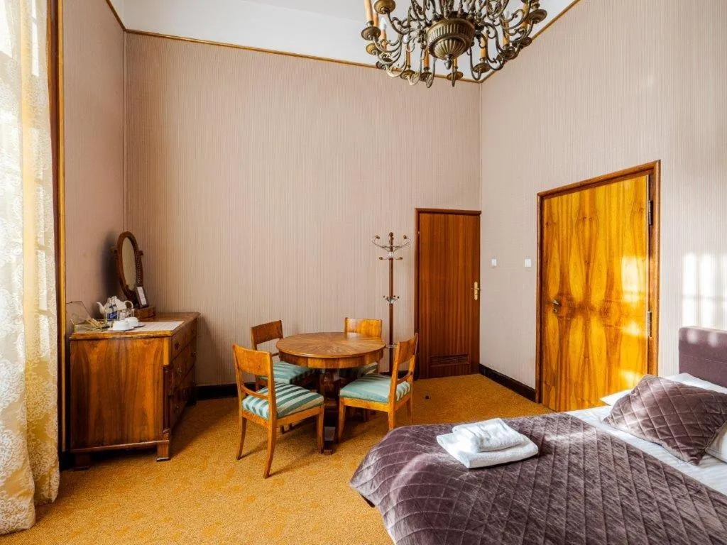 Photo of the whole room, Bed in Zamek w Baranowie Sandomierskim