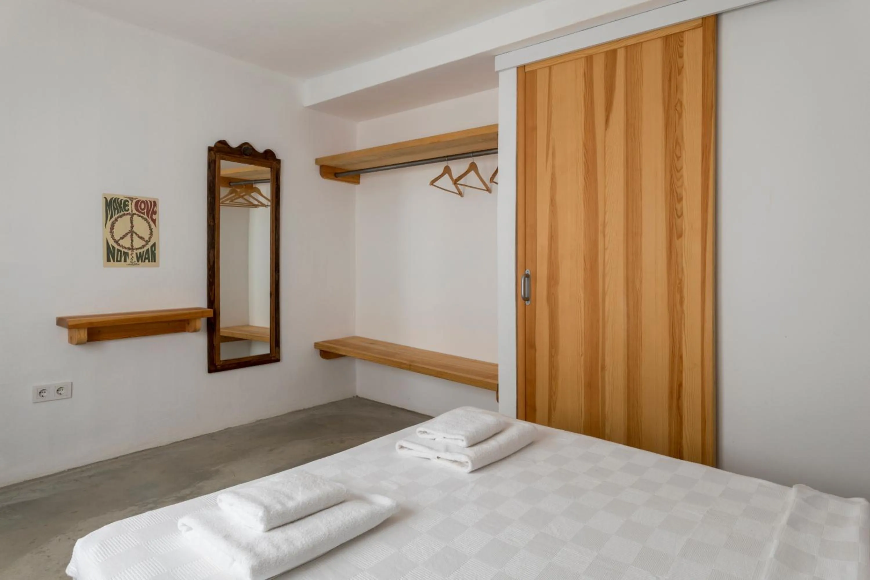 Bed in Daphnis Hotel
