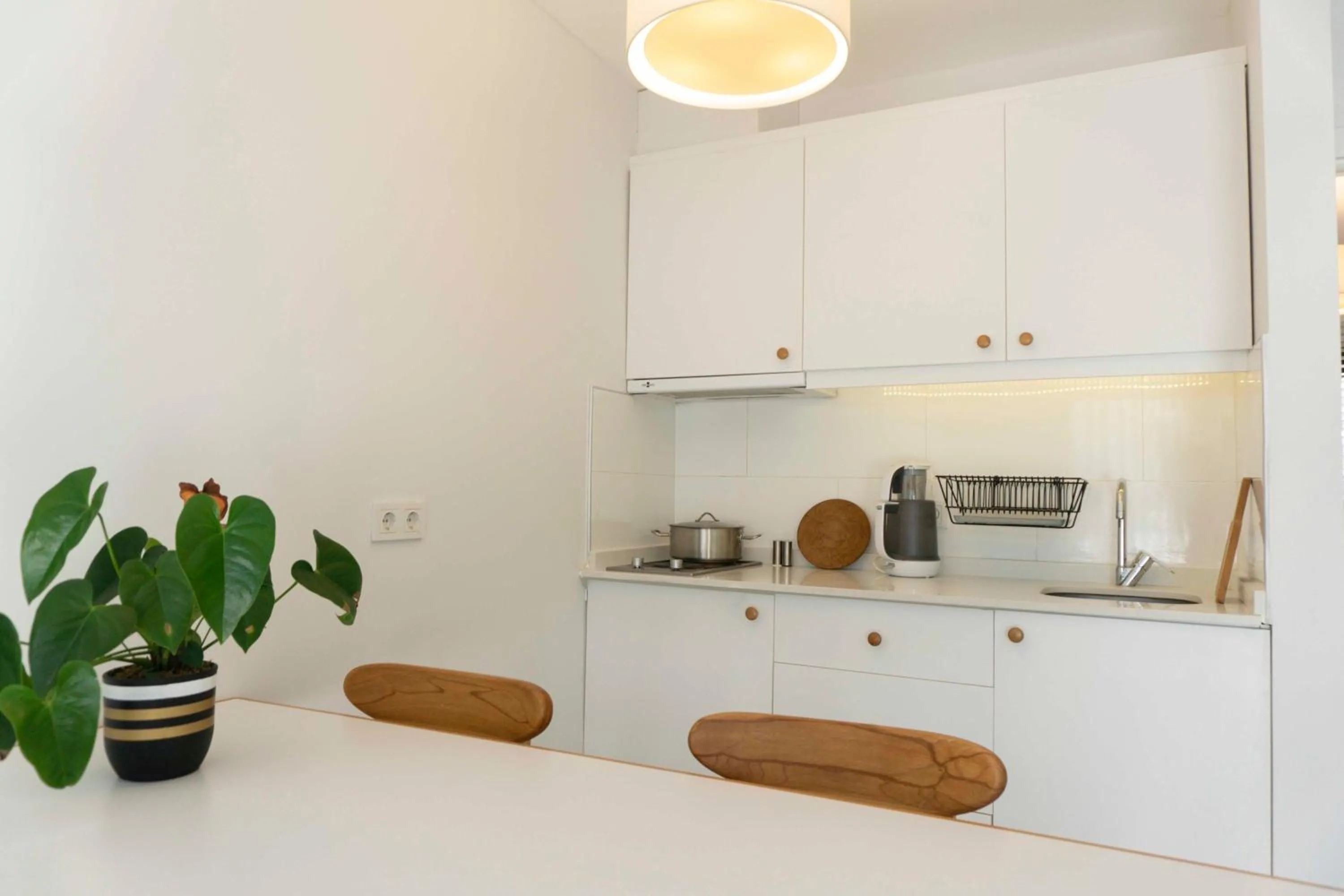 Kitchen or kitchenette in Daphnis Hotel