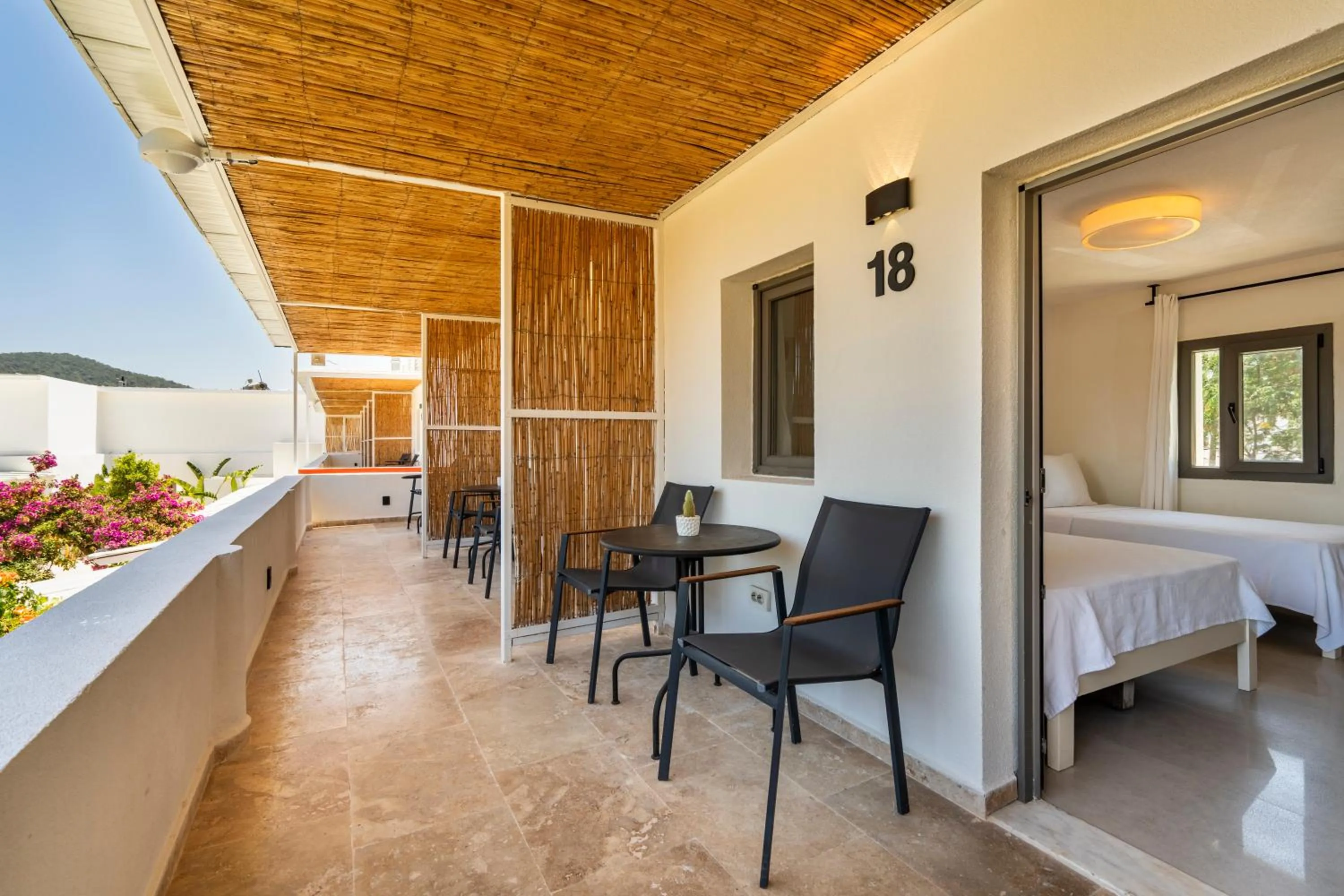 Balcony/Terrace in Daphnis Hotel