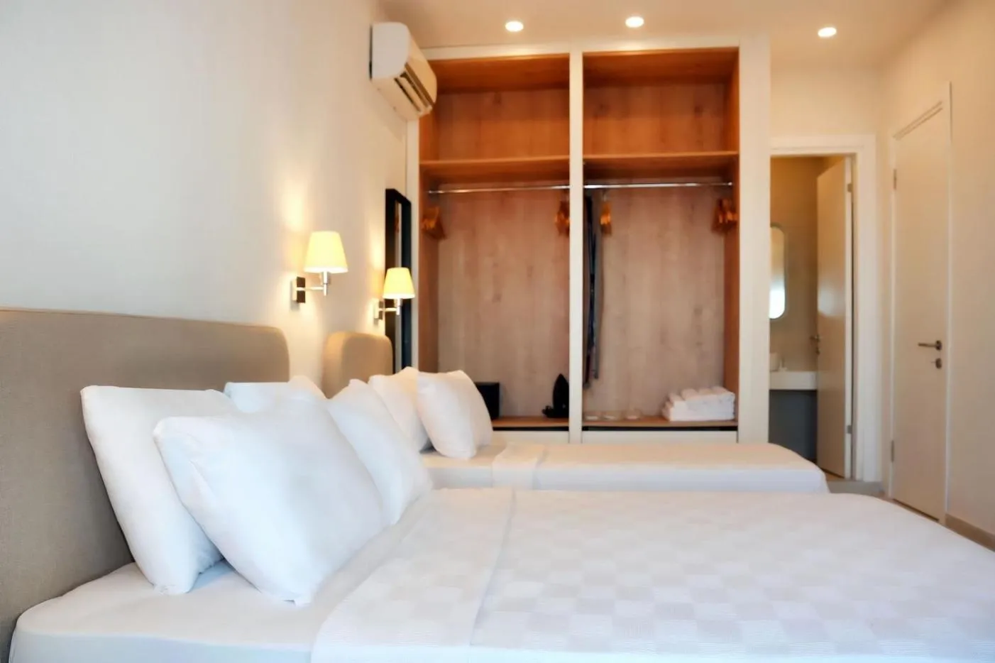 Bedroom, Bed in Daphnis Hotel