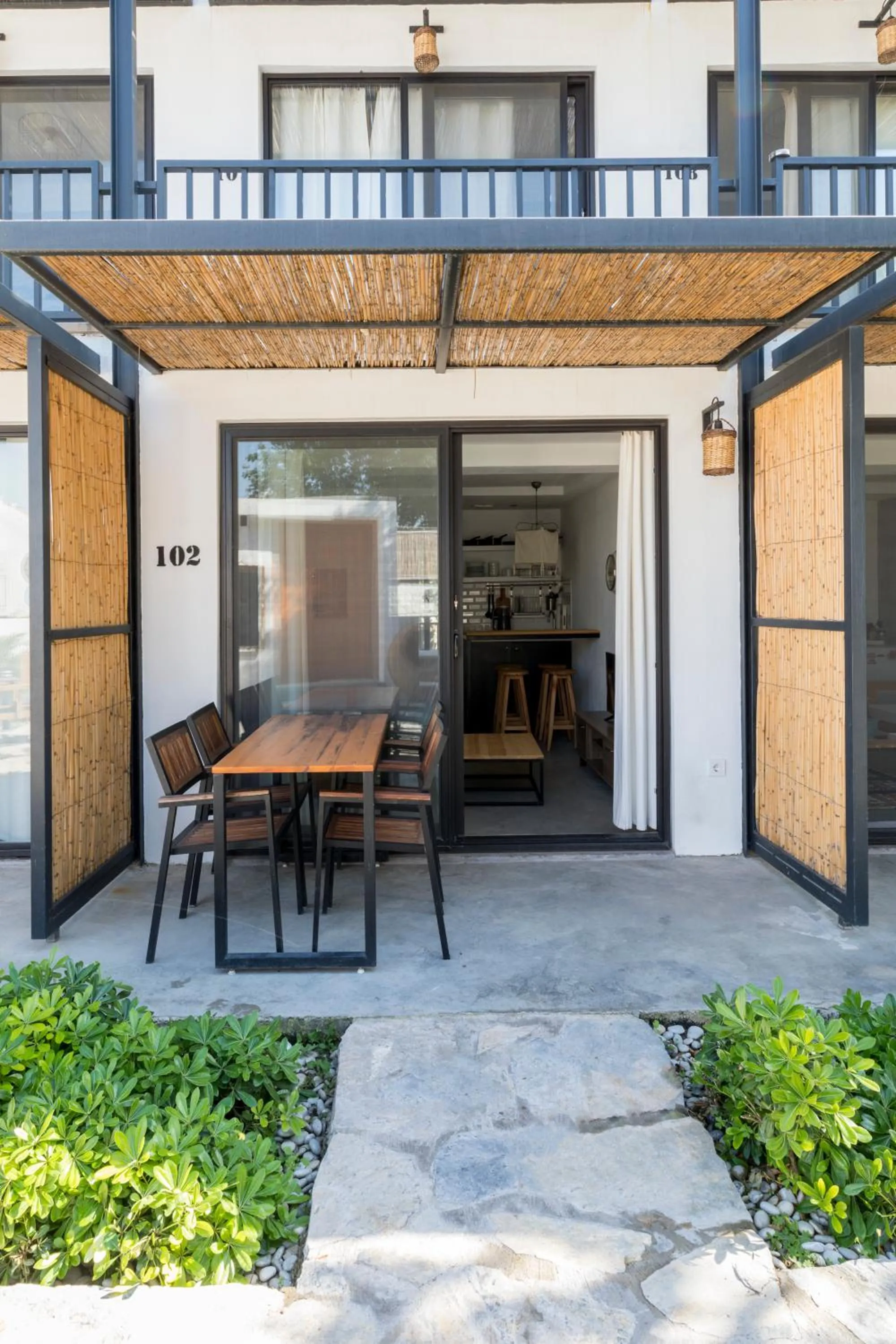 Patio in Daphnis Hotel