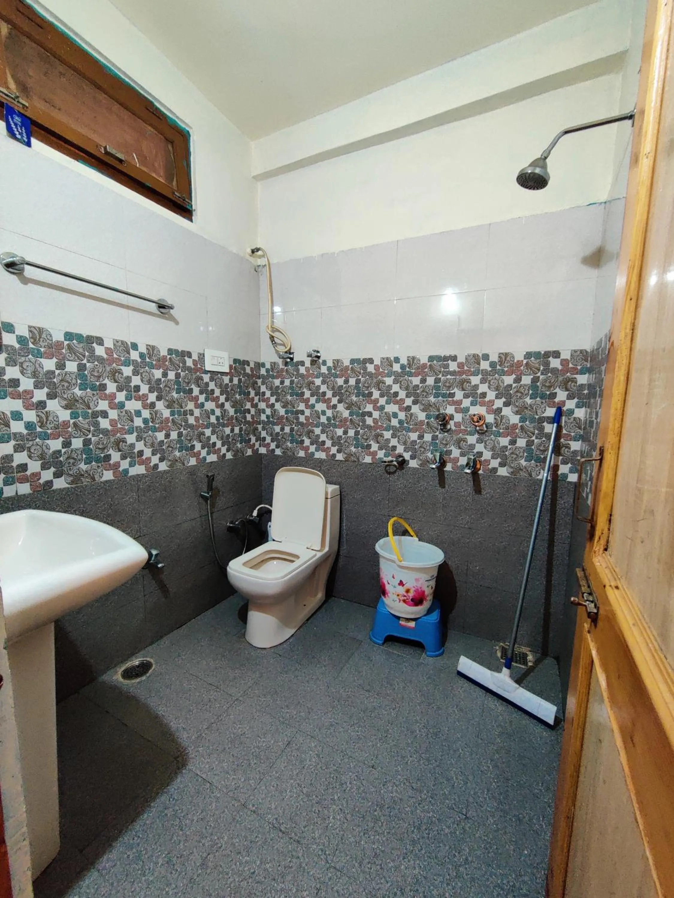 Bathroom in Flipsyde Retreat