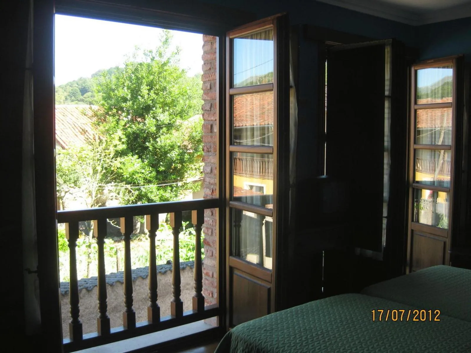 Balcony/Terrace, Bed in Hotel Rural El Espino