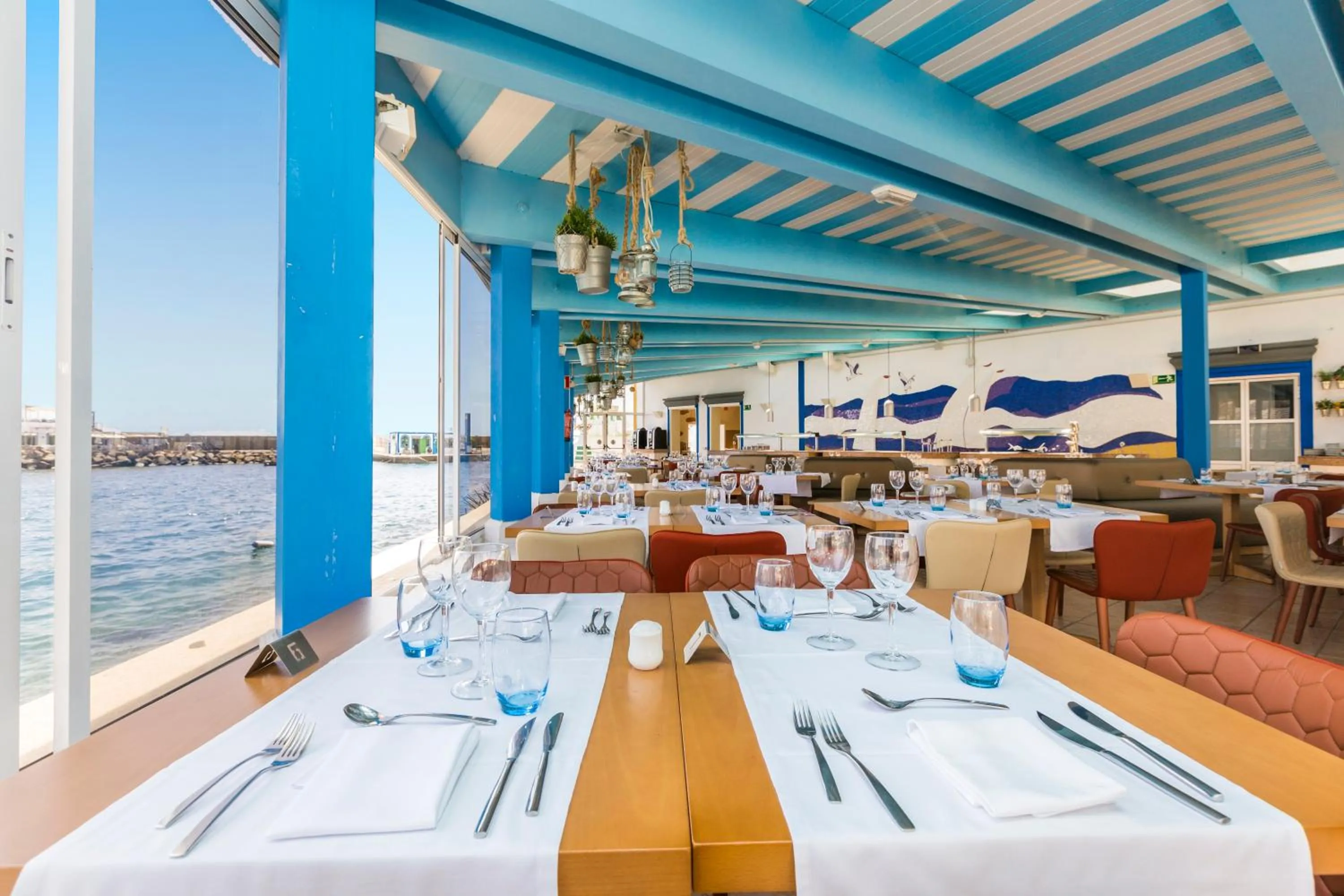 Restaurant/places to eat in Apartamentos Puerto de Mogan THe Home Collection