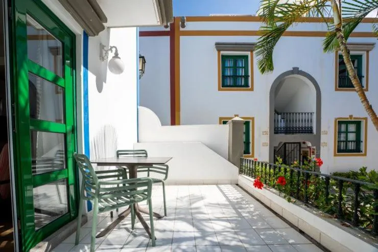 Balcony/Terrace in Apartamentos LIVVO Puerto de Mogán