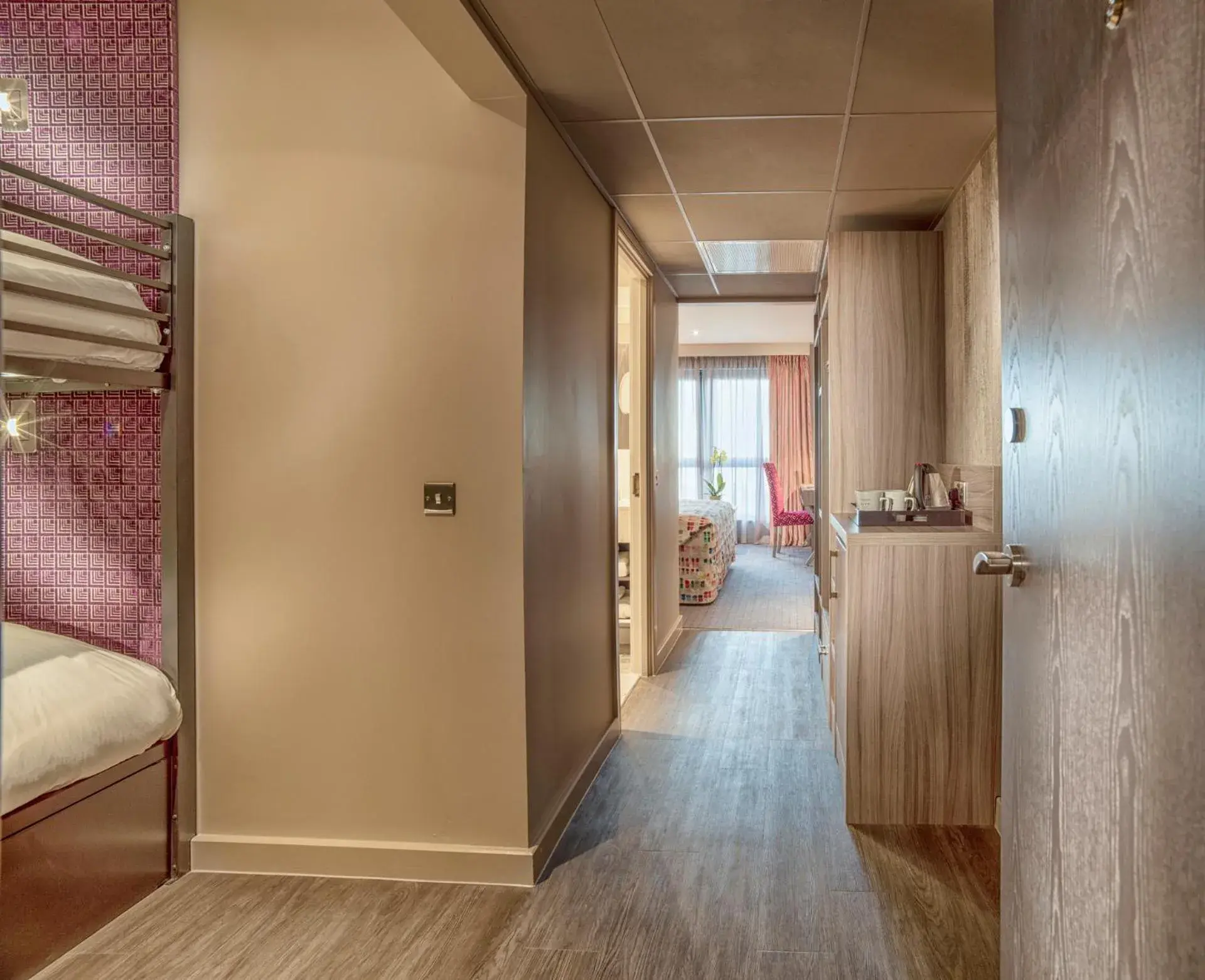 Family Room in Boulevard Hotel Family Room in Boulevard Hotel