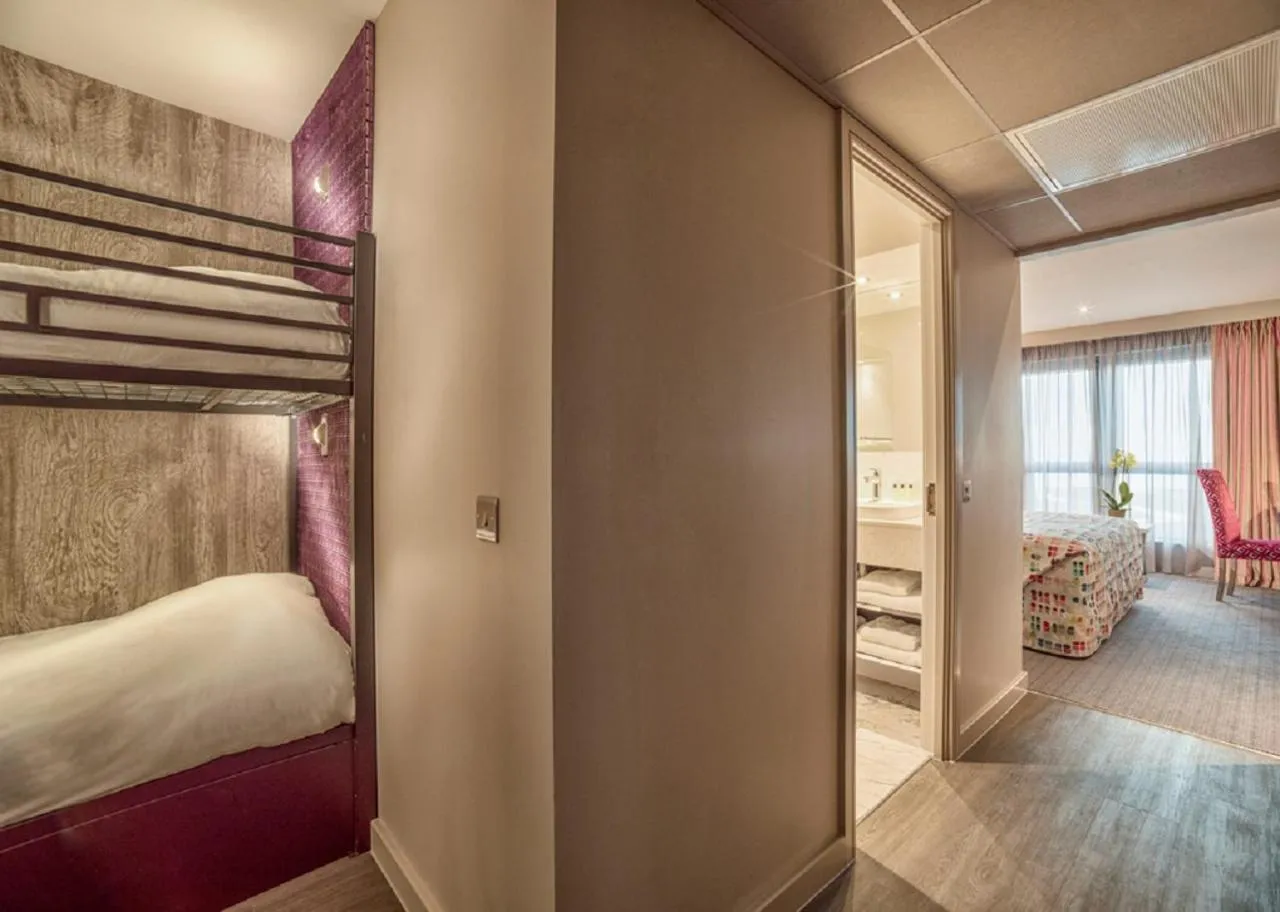 Bed in Boulevard Hotel