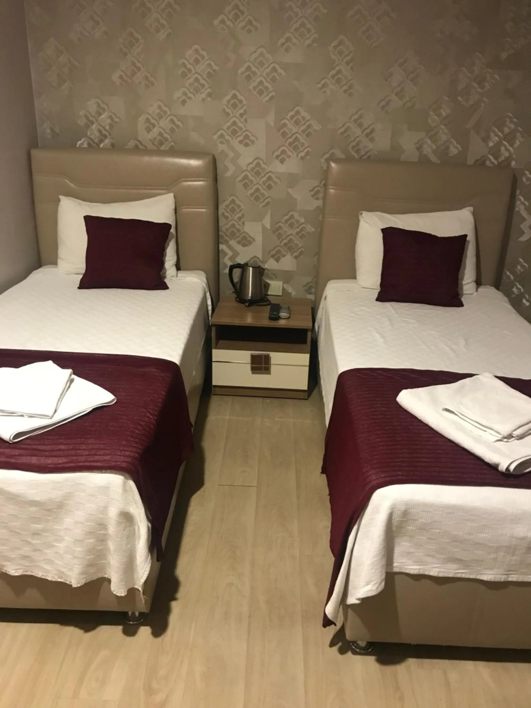 room service, Bed in Altınboynuz Family Hotel