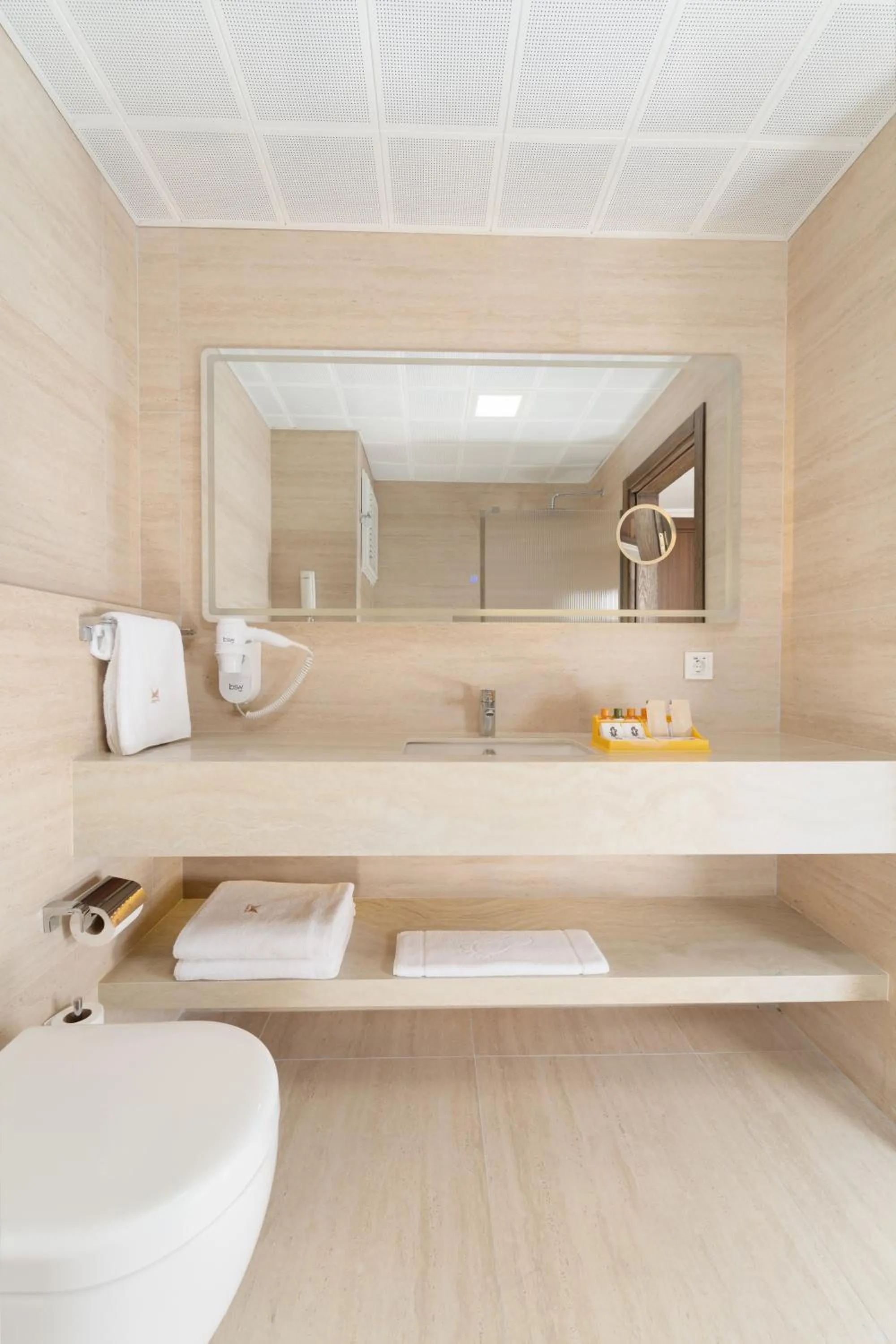 Shower in Sundia By Liberty Suncity