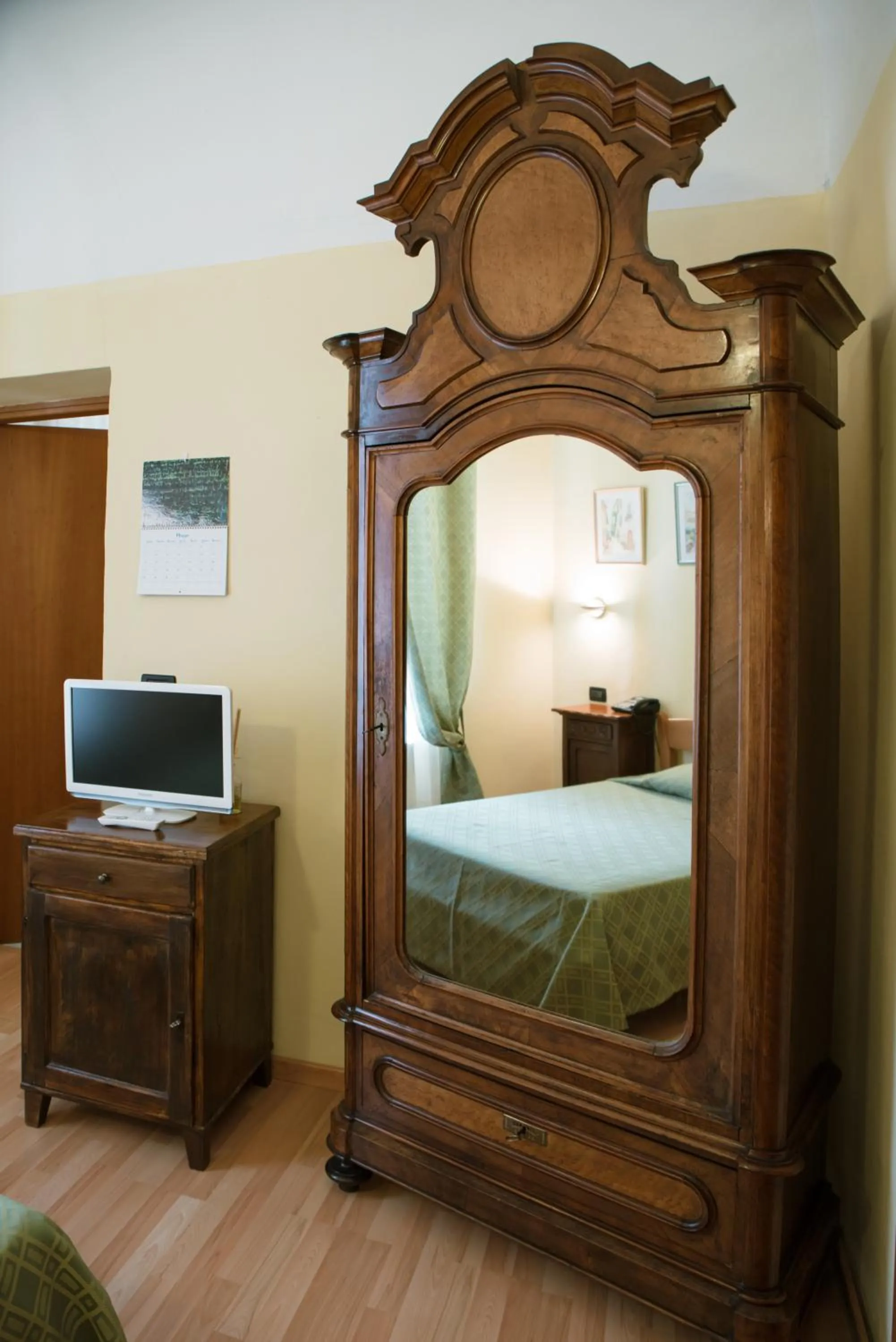 TV and multimedia, Bed in Il Convento