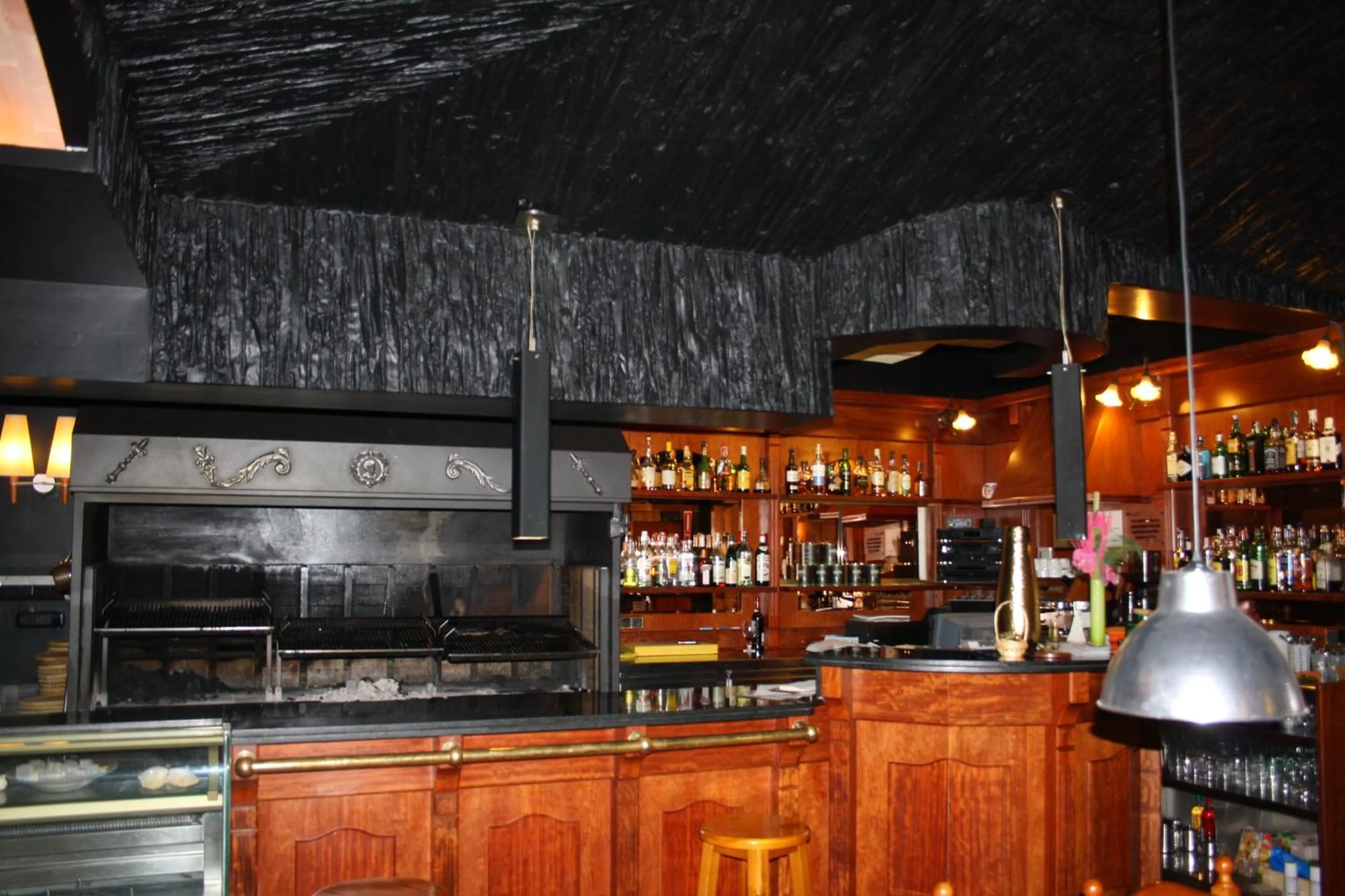 Restaurant/places to eat in Hotel Pepo