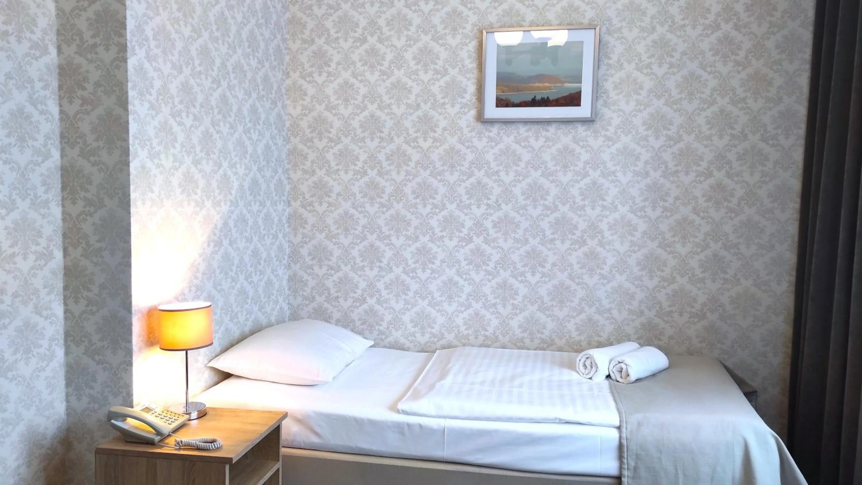 Bed in Hotel Polonia