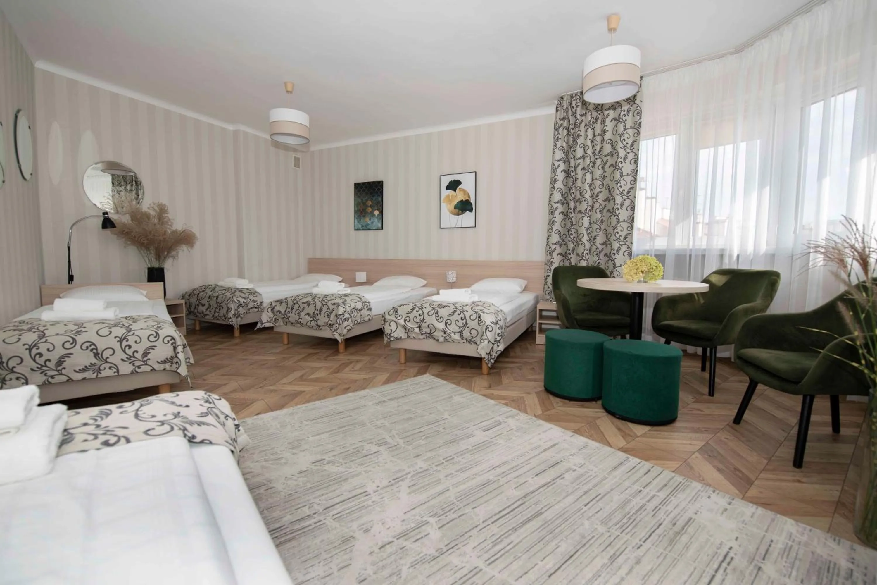 Seating area, Bed in Hotel Polonia