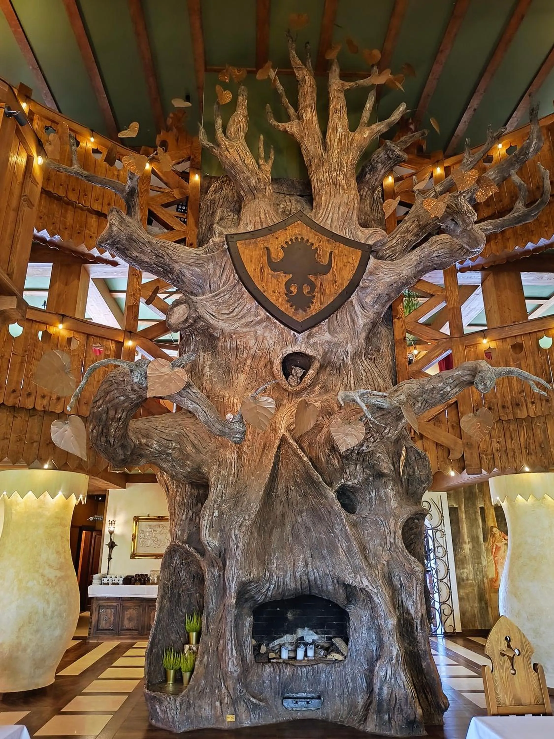 Restaurant/places to eat in Hotel Kasztel