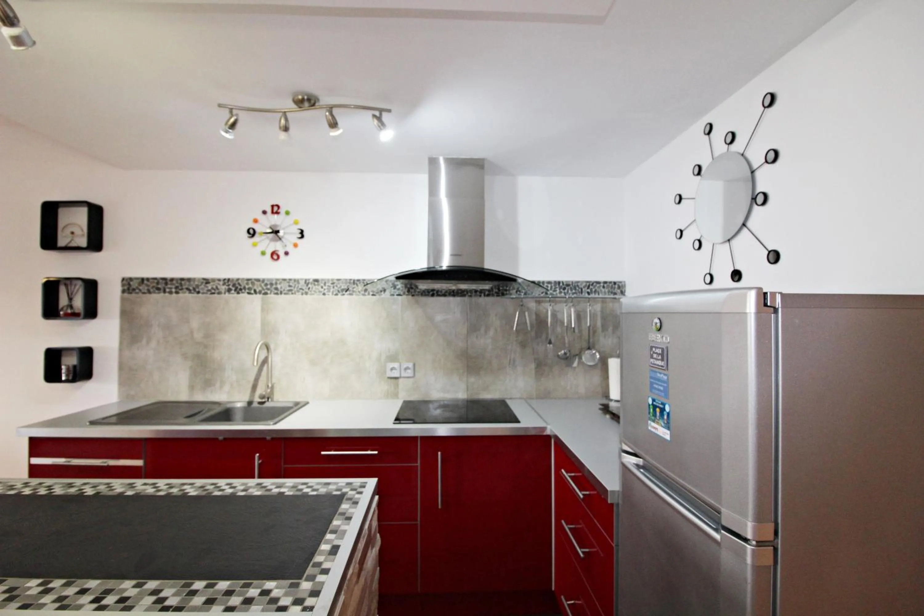 Kitchen or kitchenette in Apartamentos Alborada III