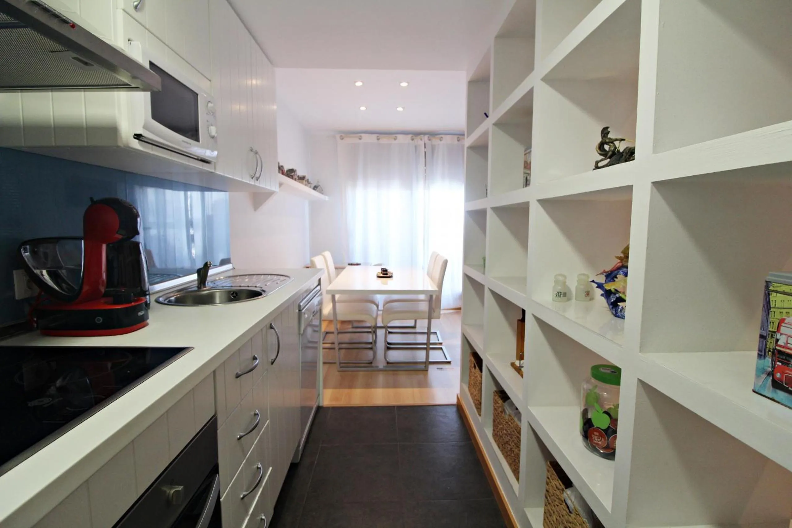 Kitchen or kitchenette in Apartamentos Alborada III