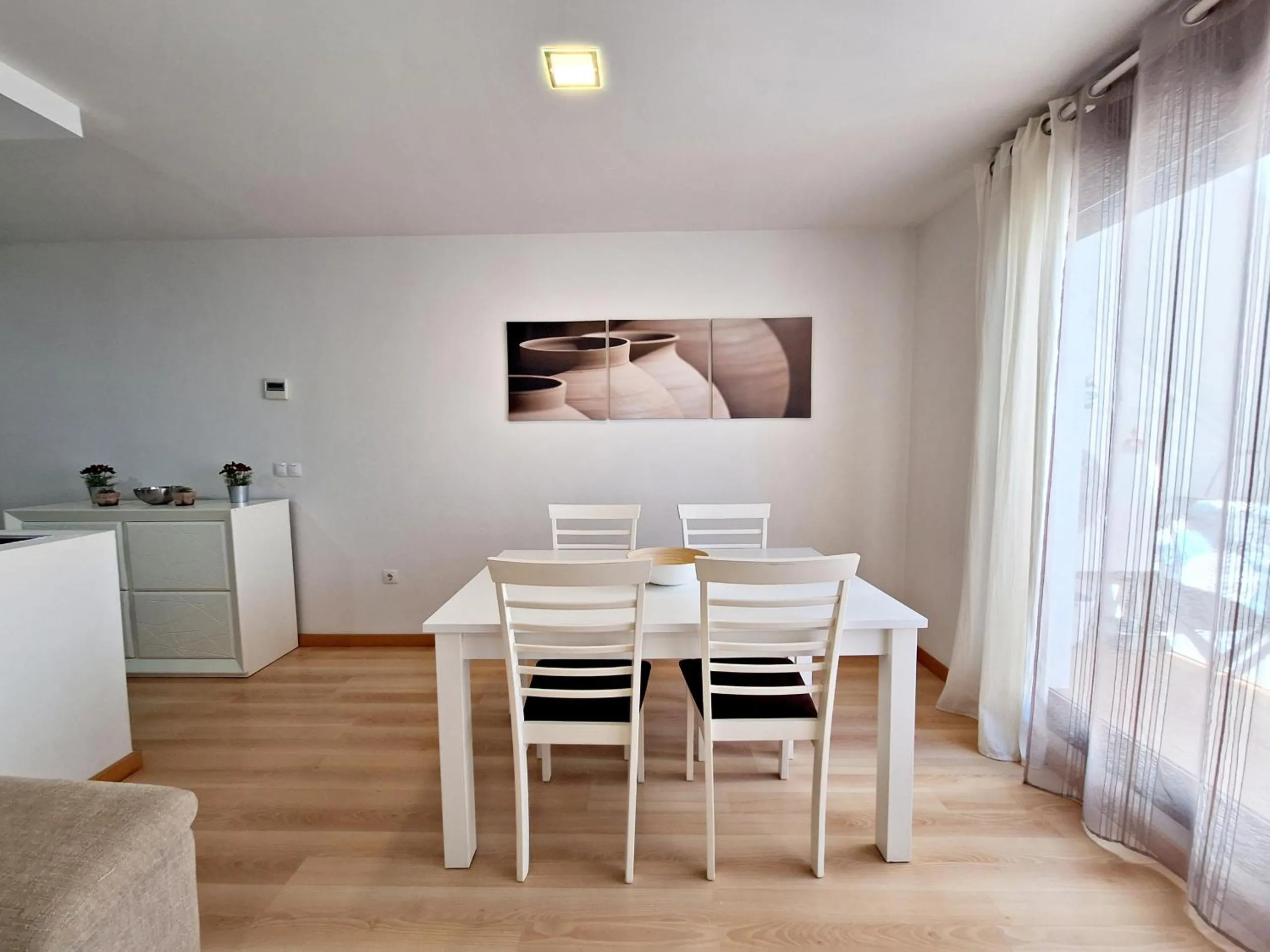 Dining area in Apartamentos Alborada III