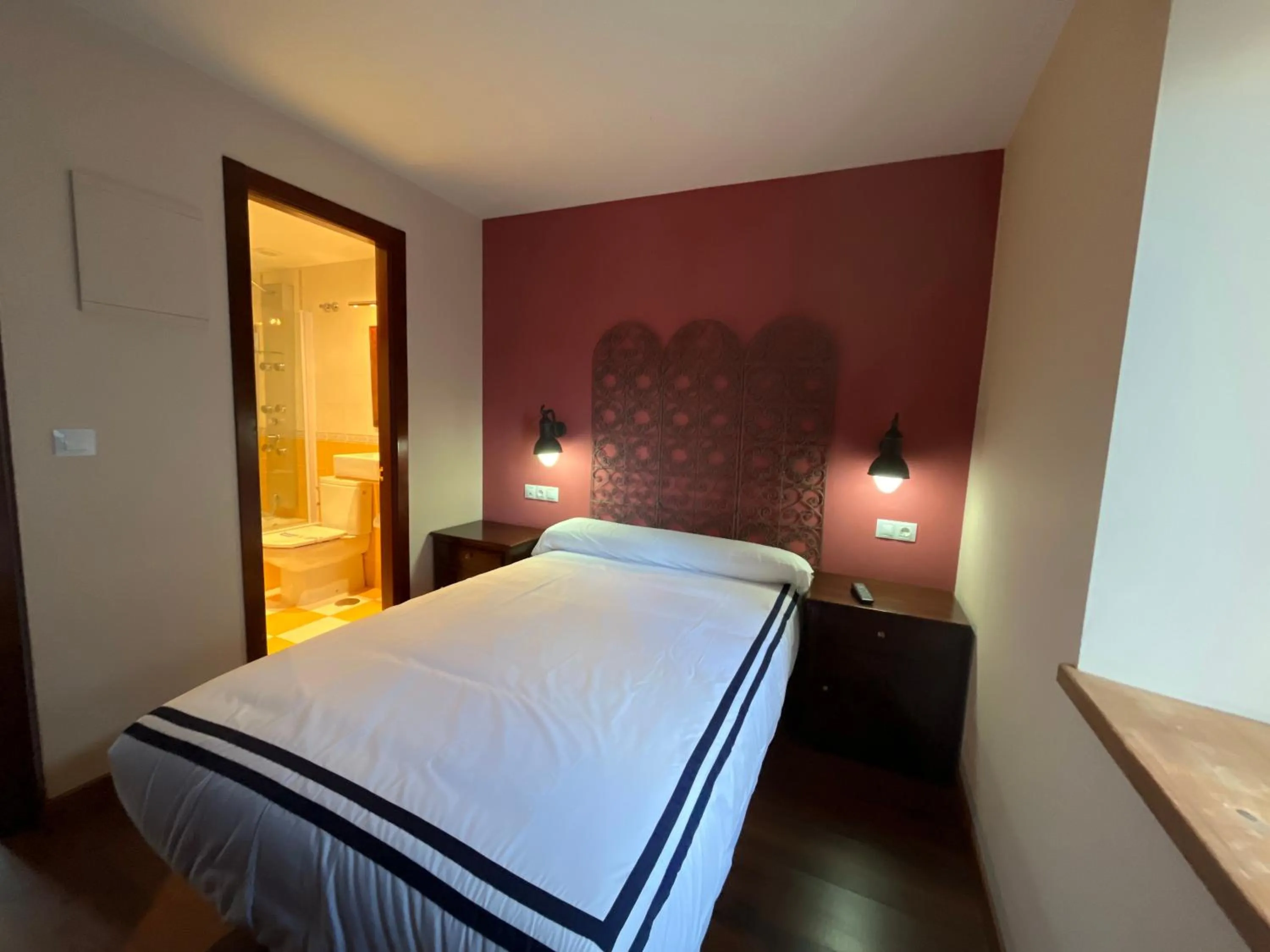 Bed in Hotel Cabo Ortegal