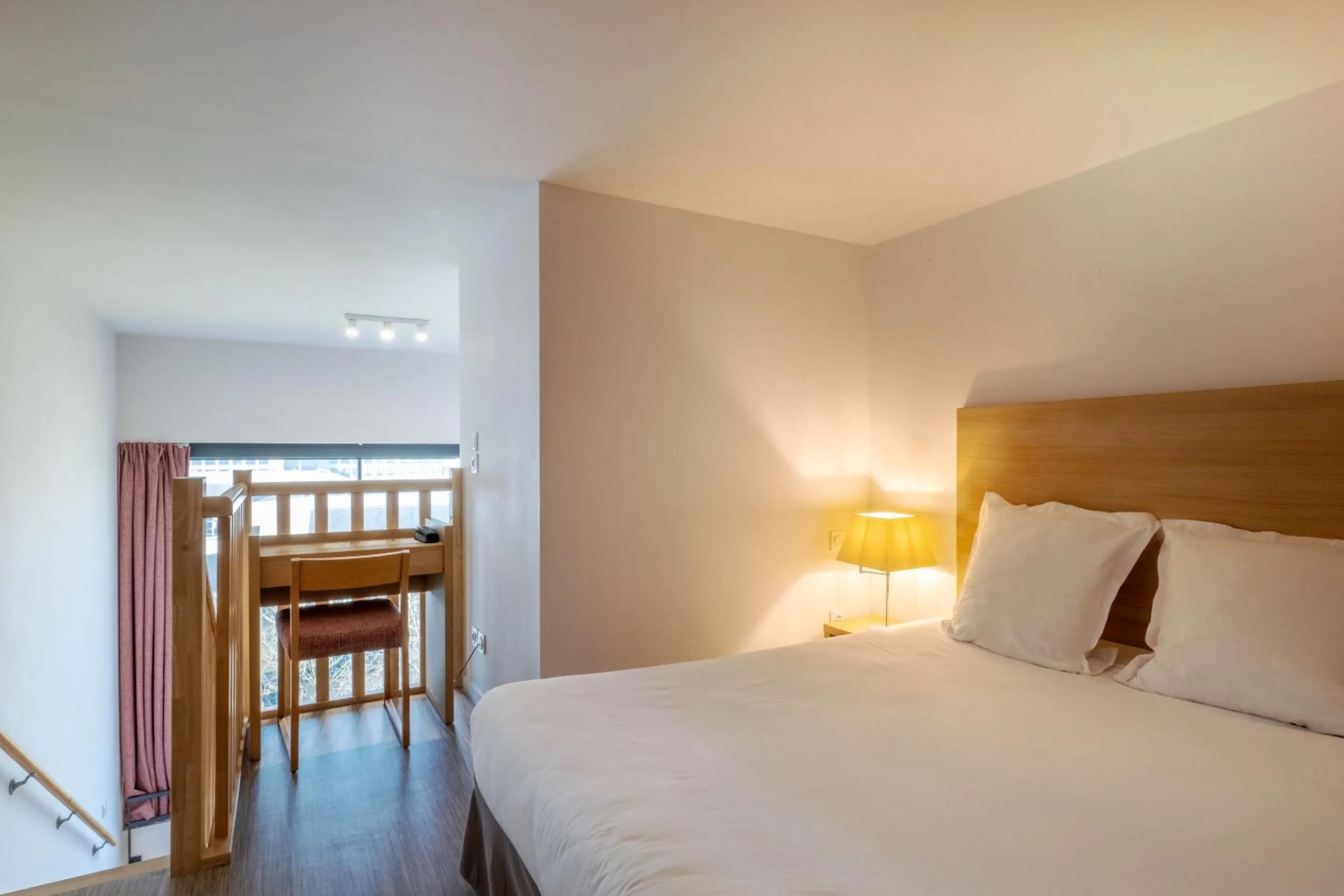 Bedroom, Bed in Appart'Hotel Odalys City - Nantes Cité des congrès