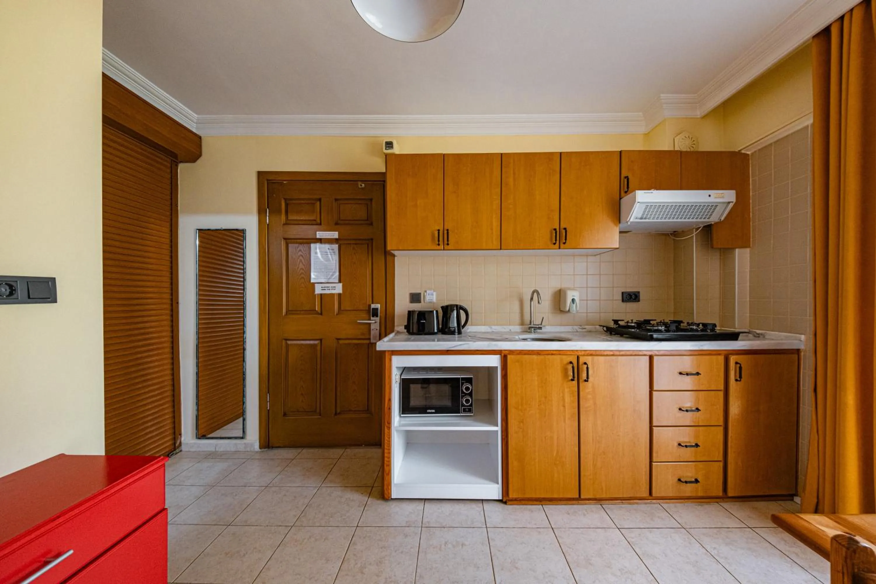 Kitchen or kitchenette in Ten Apart Hotel