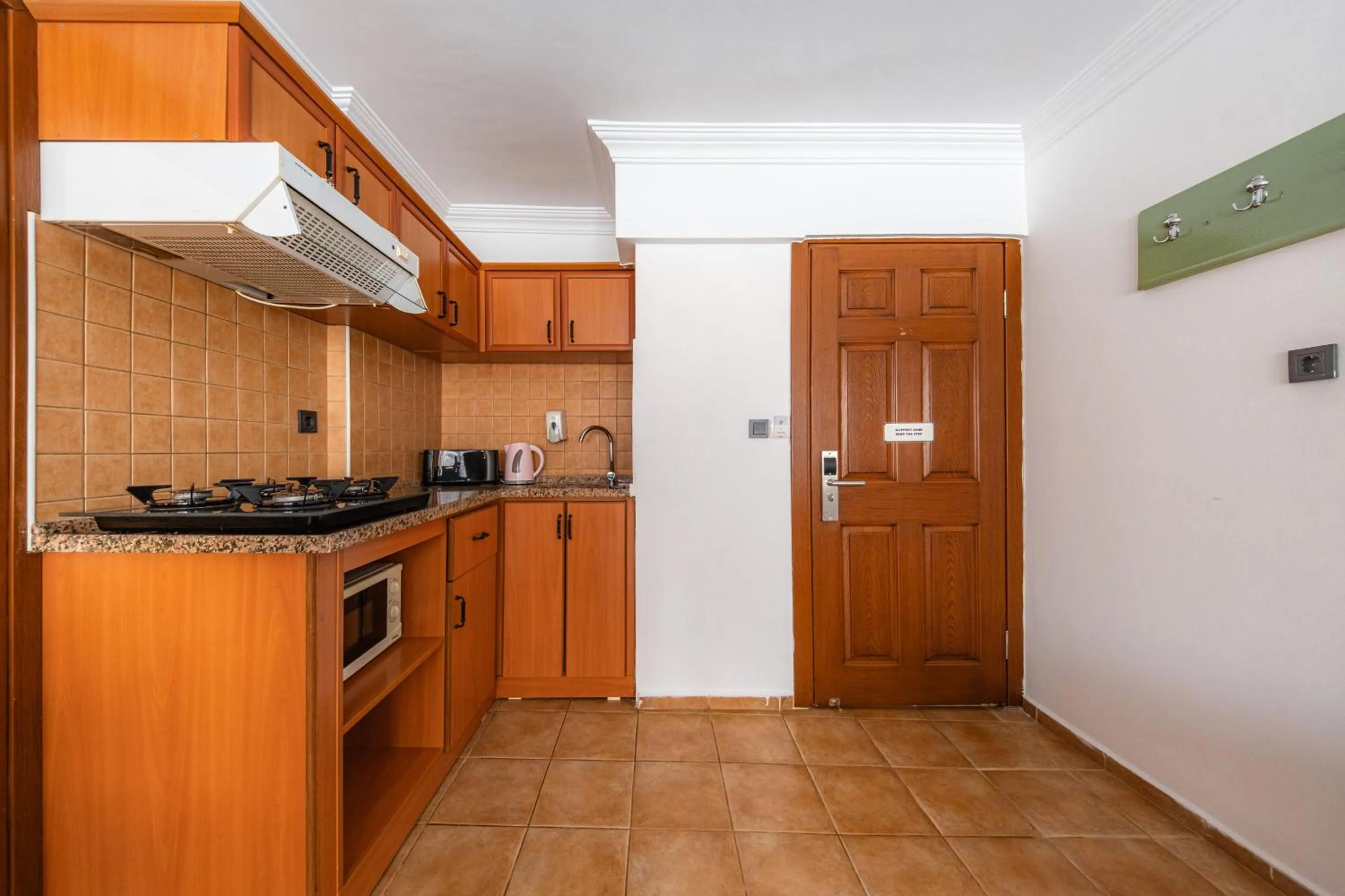 Kitchen or kitchenette in Ten Apart Hotel