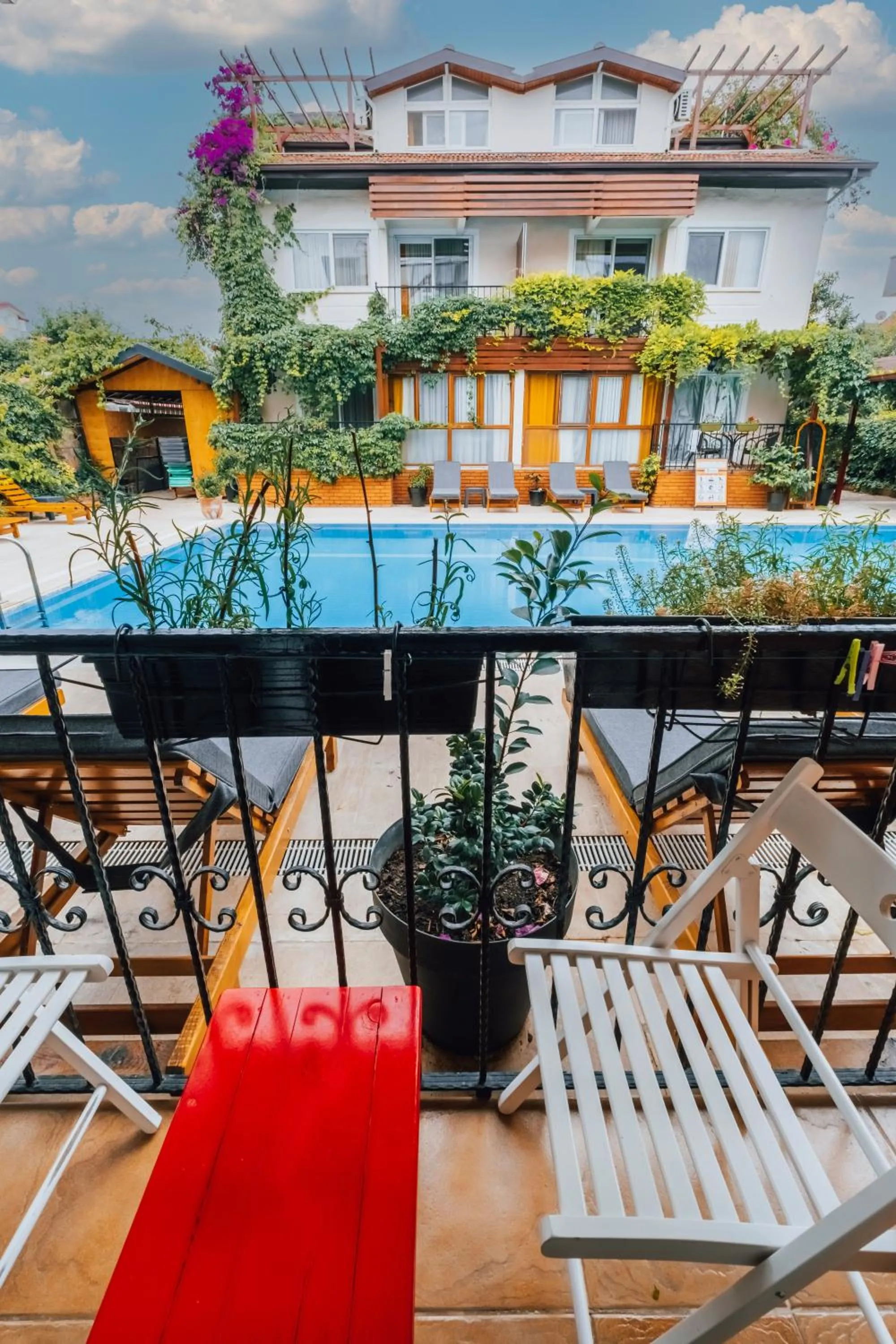 Balcony/Terrace in Ten Apart Hotel