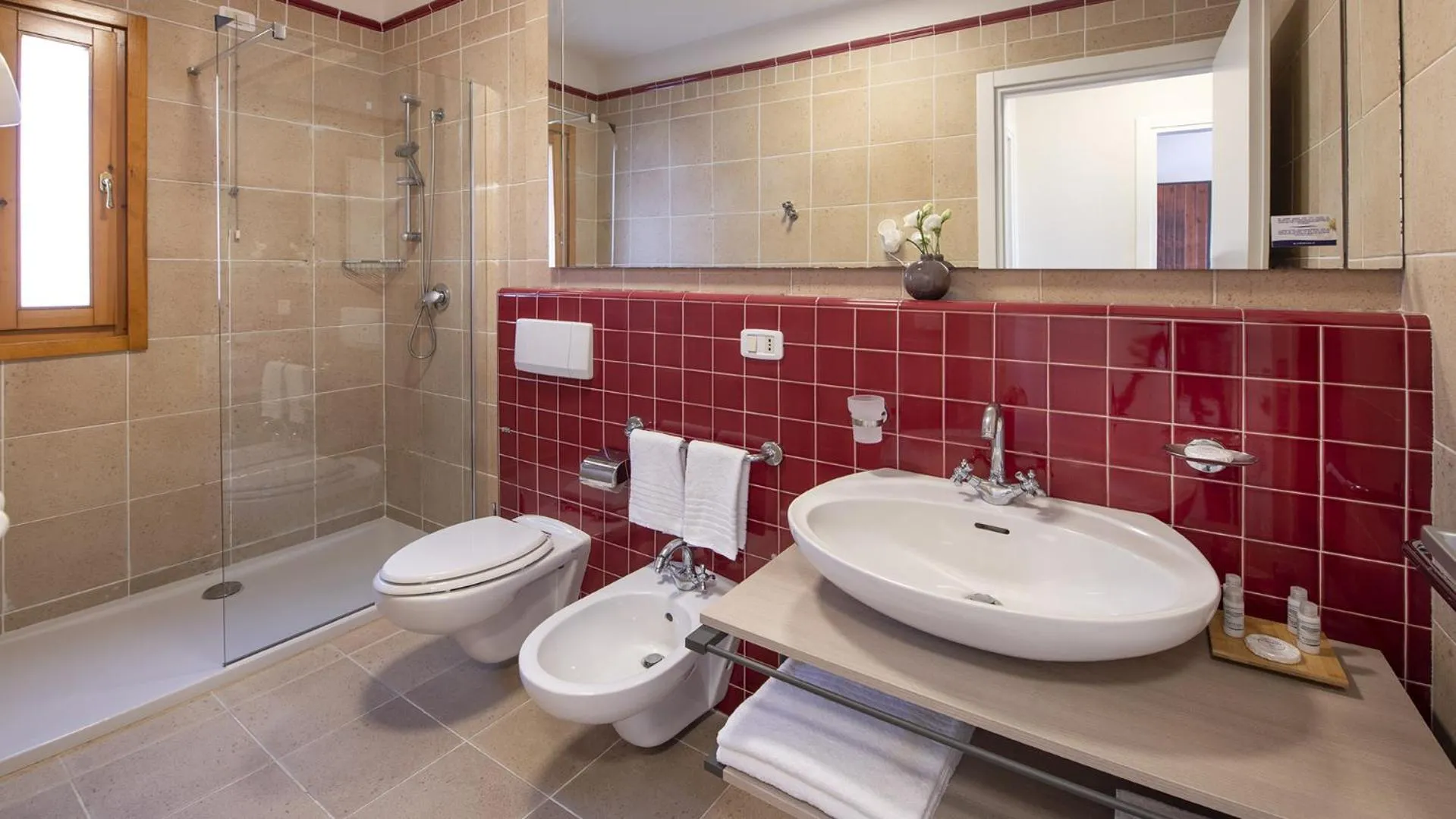 Bathroom in Ethra Reserve Valentino