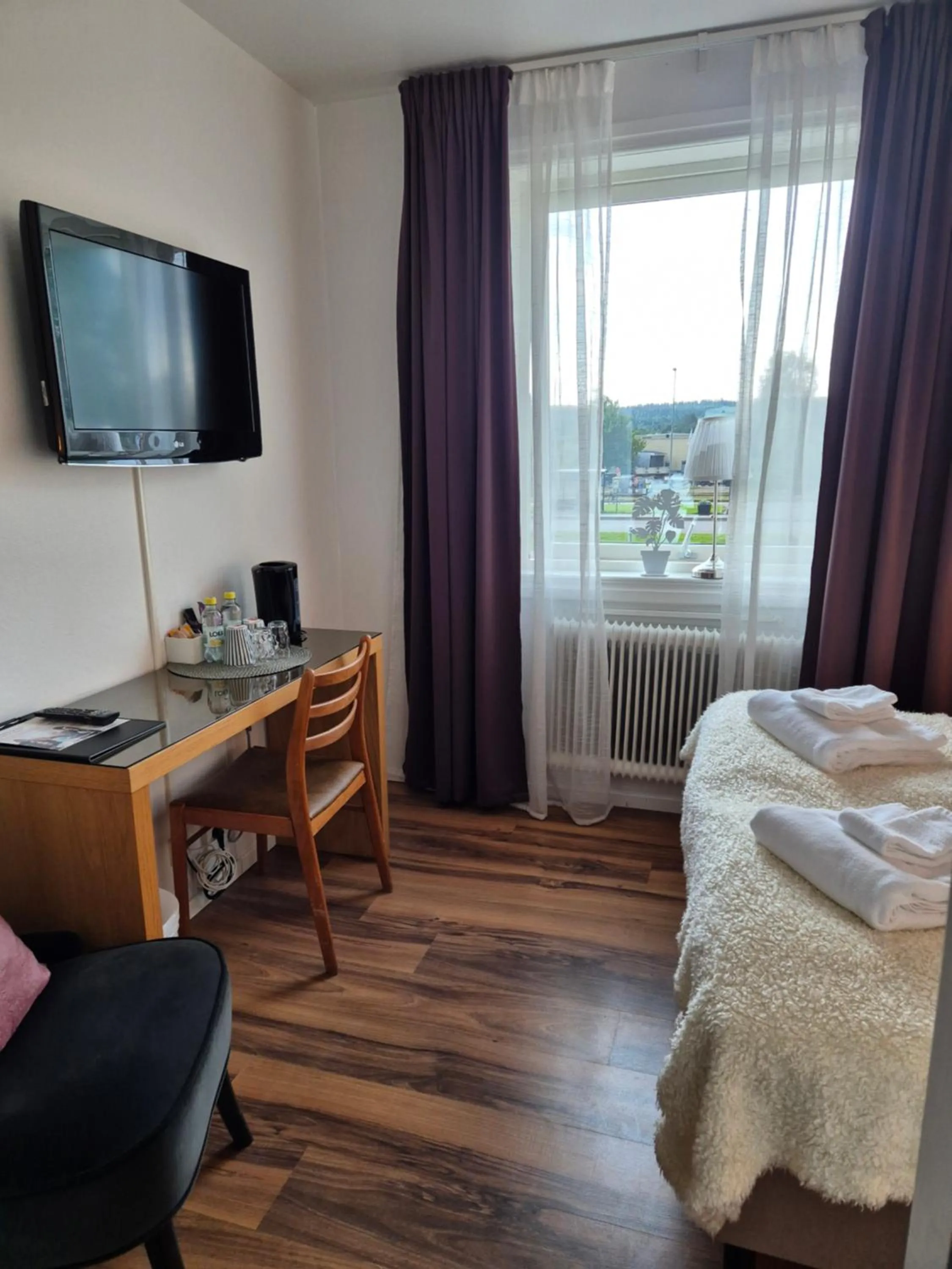 Bed in Smålandsstenar hotell