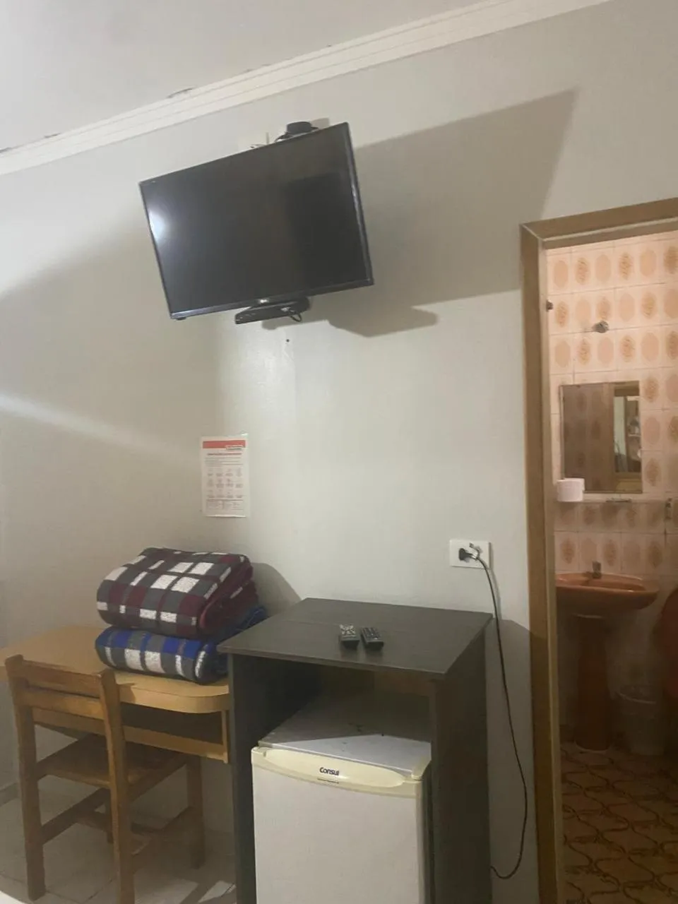 TV and multimedia in Center Plaza Hotel