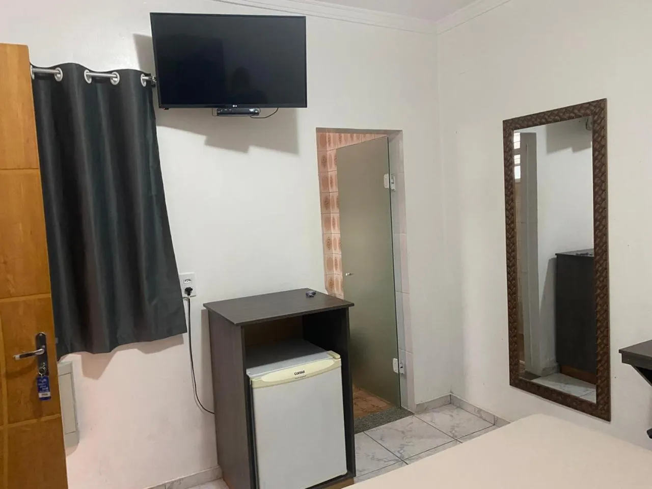 TV and multimedia in Center Plaza Hotel